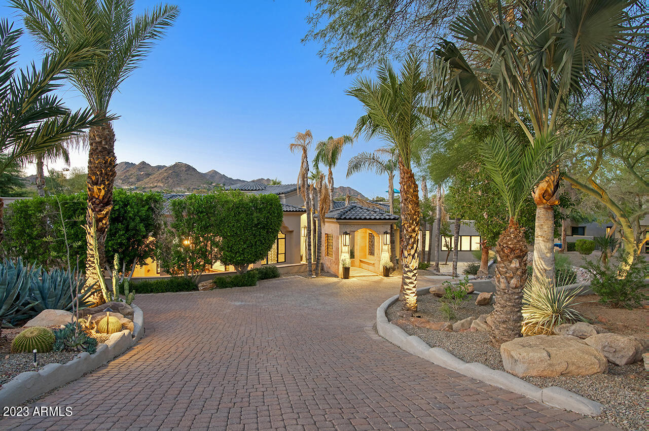 SANCTUARY - Residential