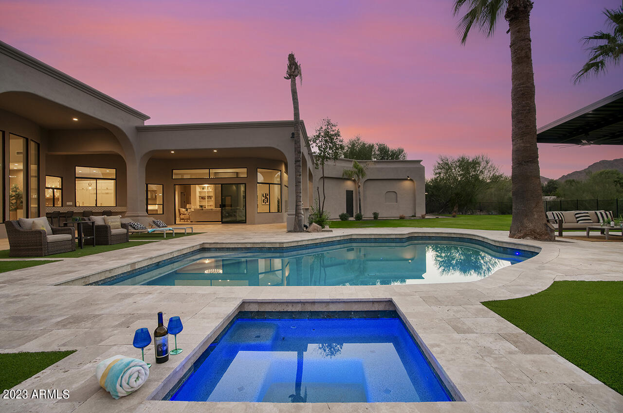 SANCTUARY - Residential