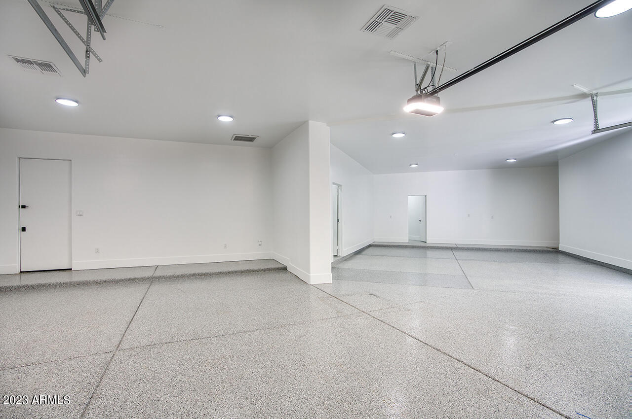 SANCTUARY - Residential