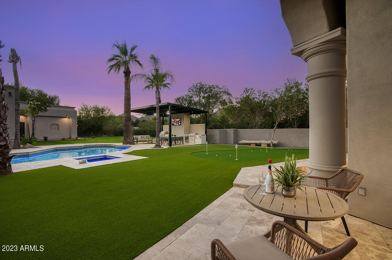 SANCTUARY - Residential