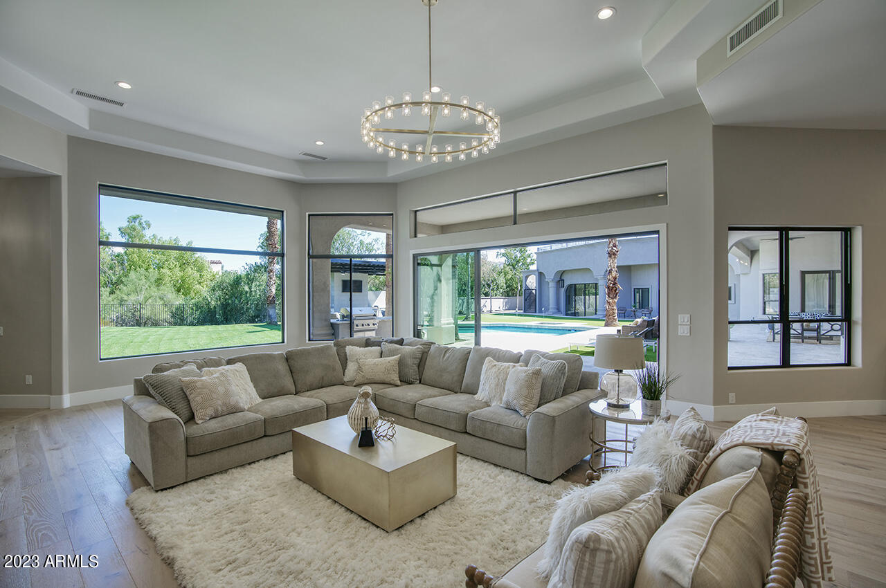 SANCTUARY - Residential