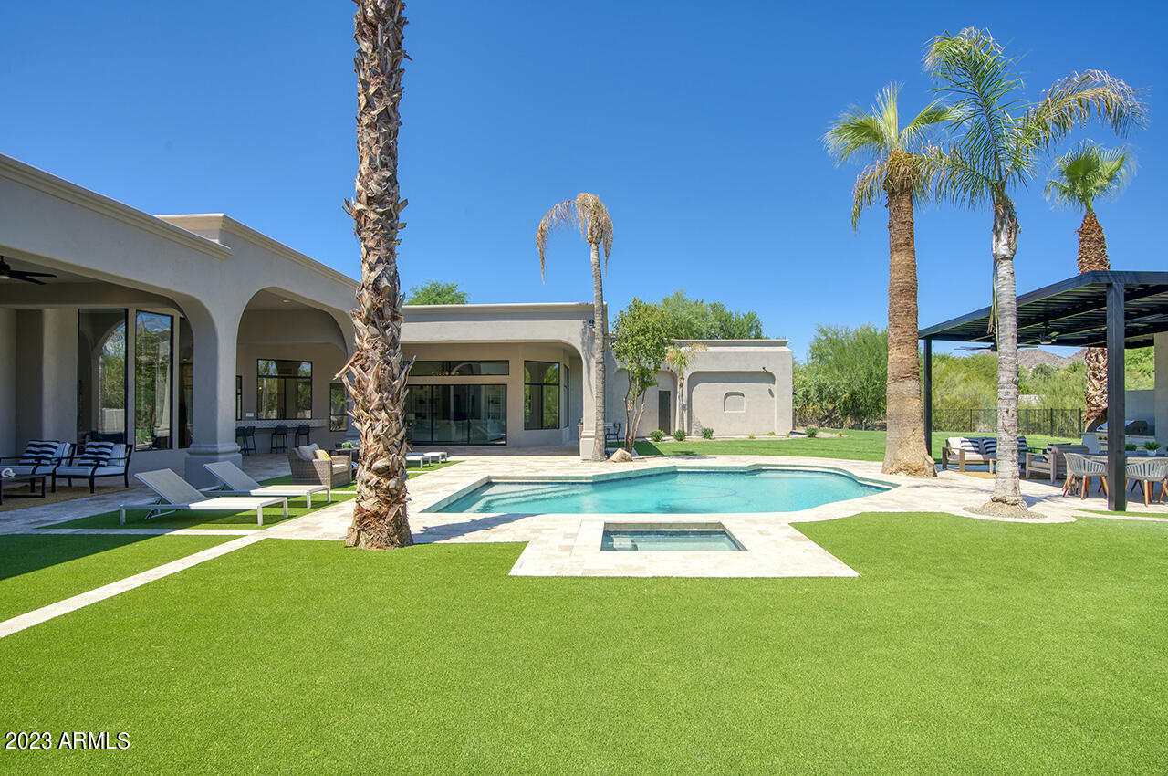 SANCTUARY - Residential
