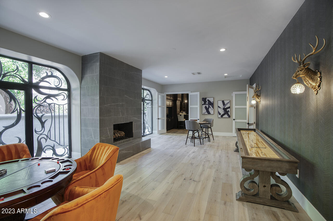 SANCTUARY - Residential