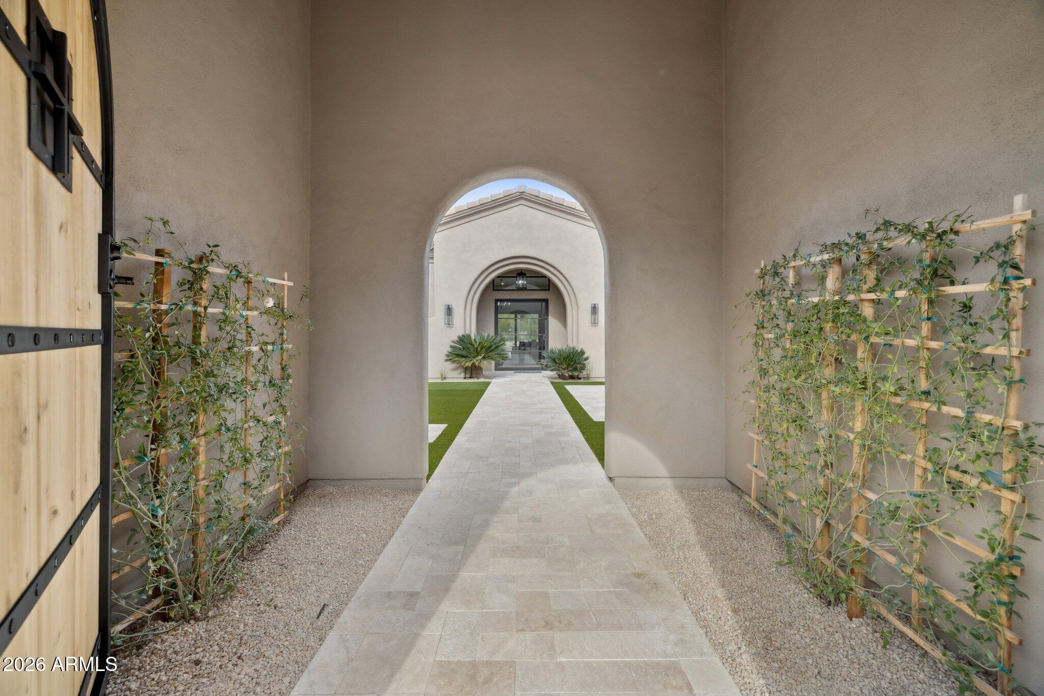 SAGUARO HIGHLANDS - Residential