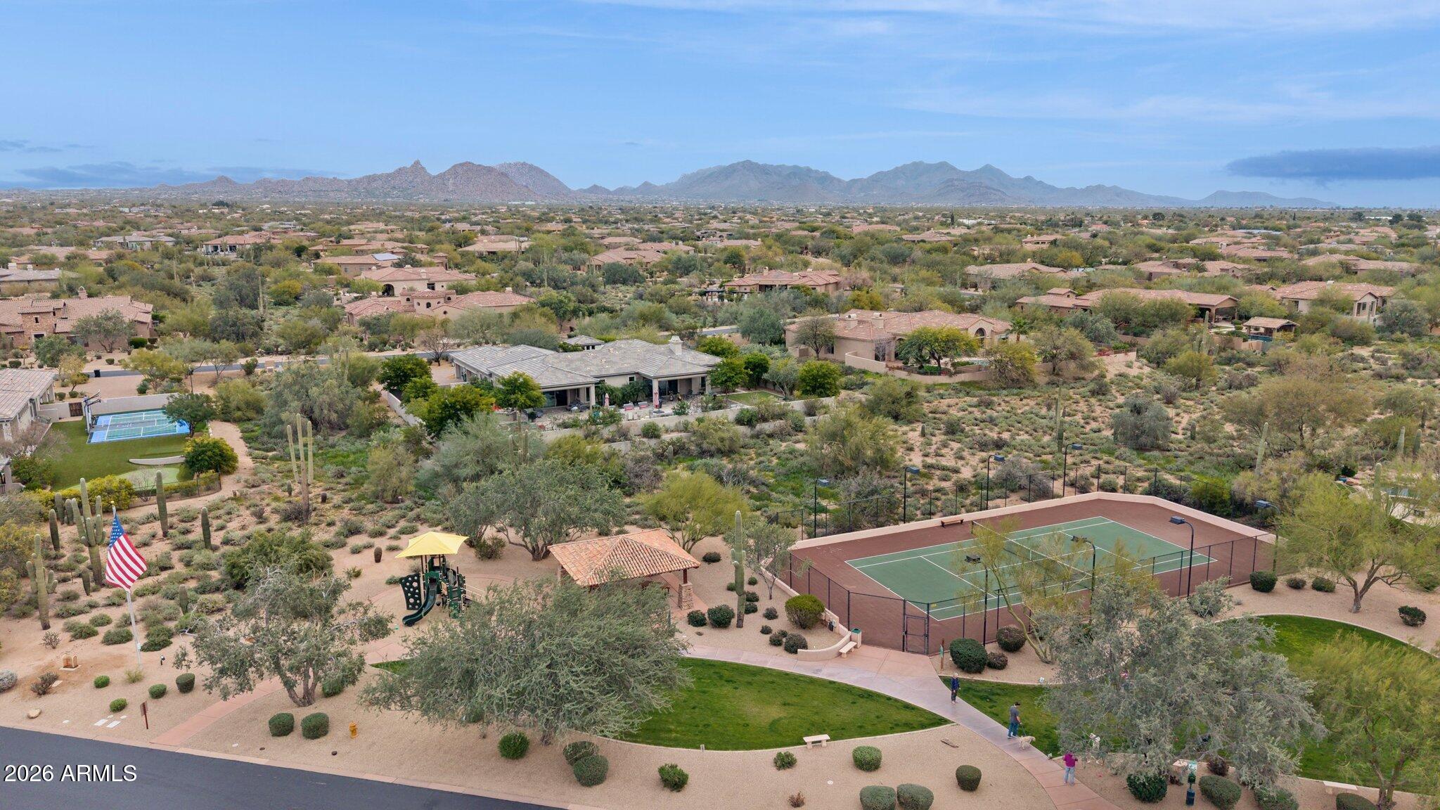 SAGUARO HIGHLANDS - Residential