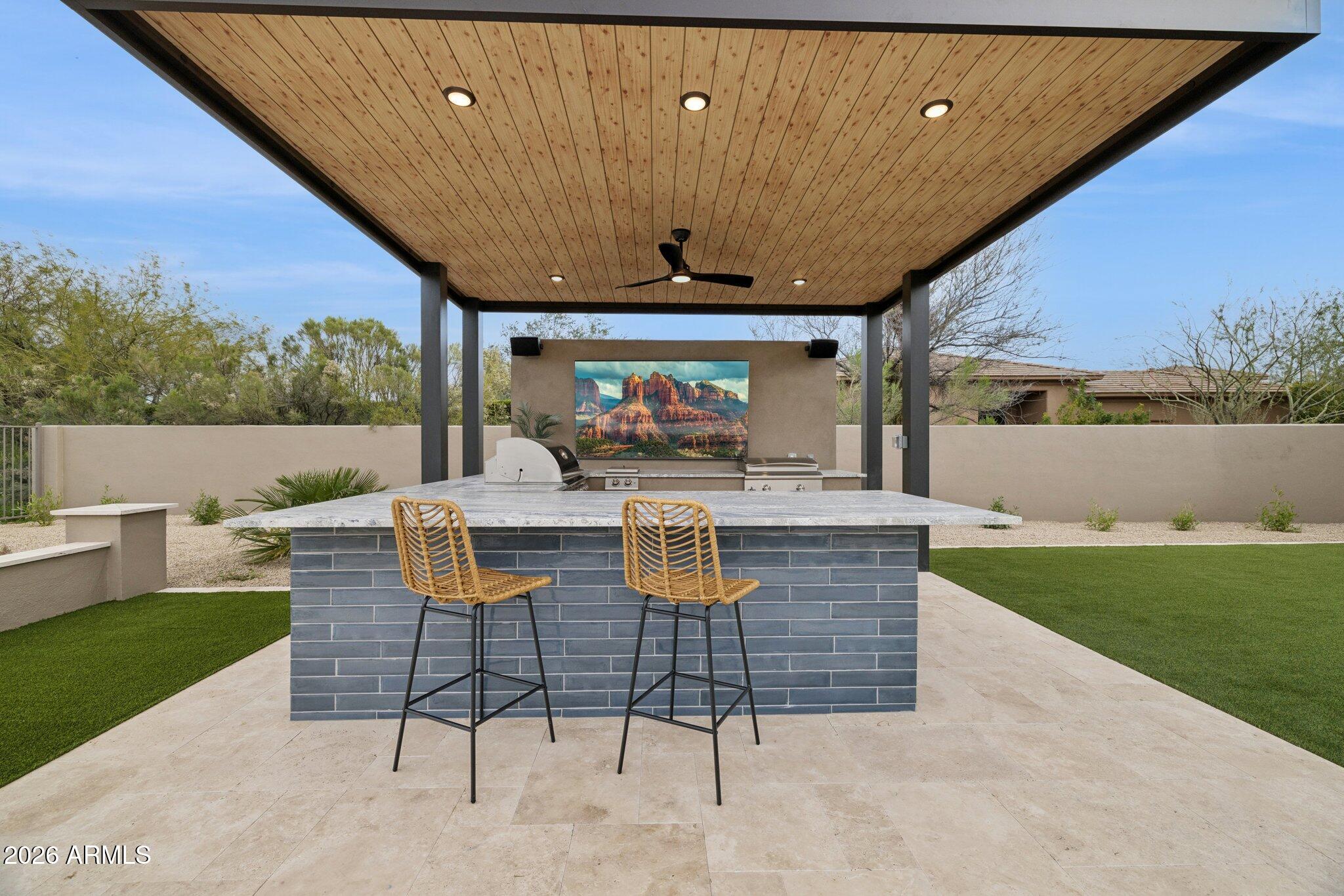 SAGUARO HIGHLANDS - Residential