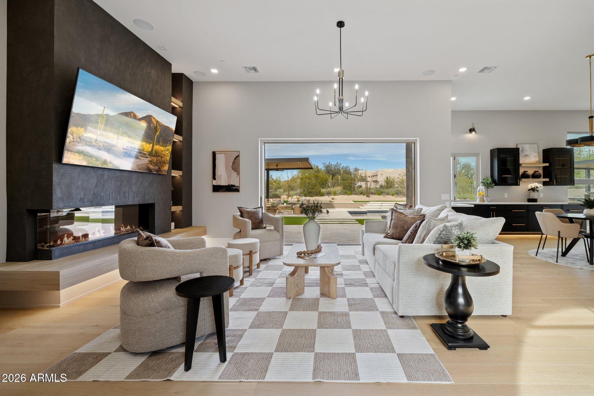 SAGUARO HIGHLANDS - Residential