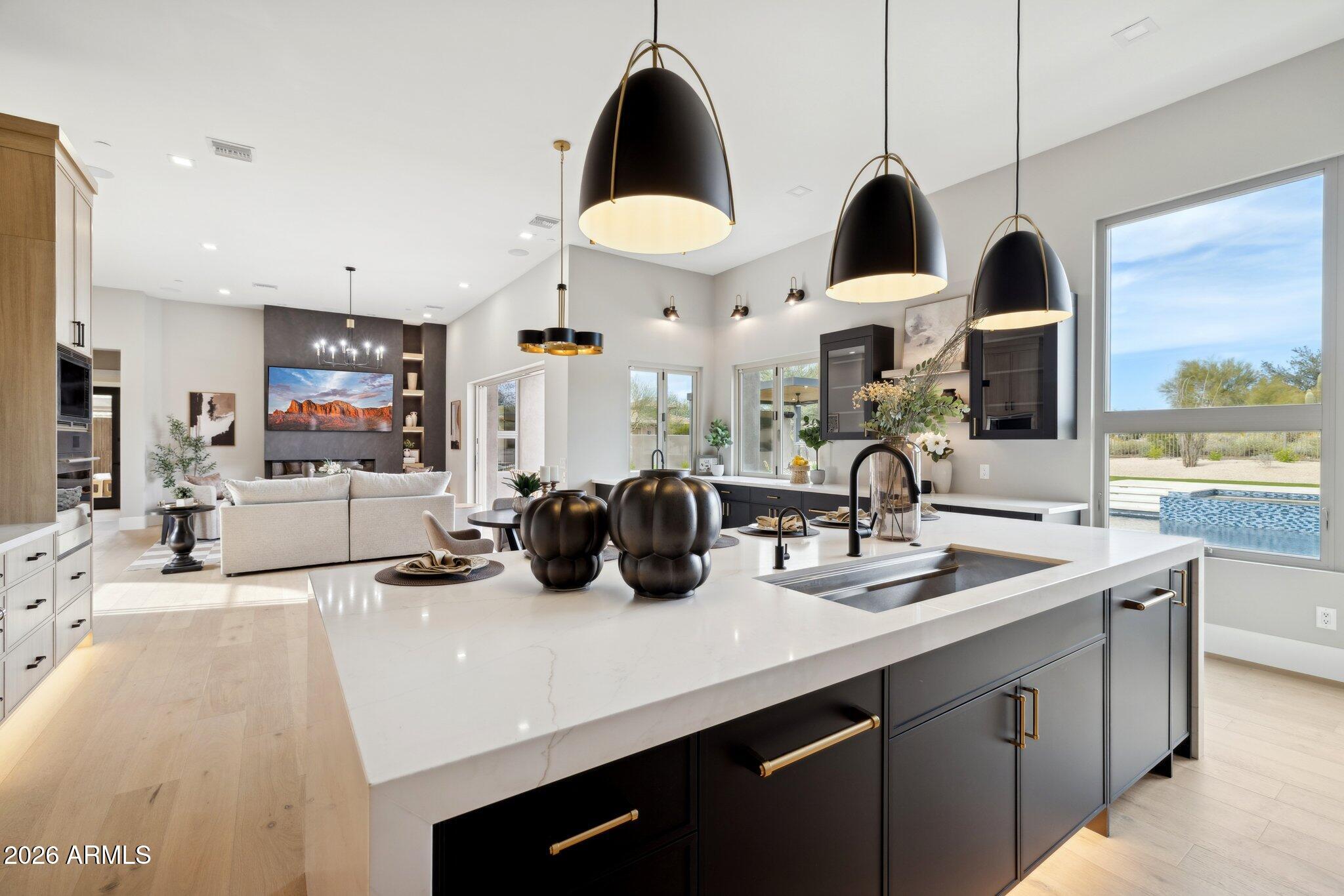 SAGUARO HIGHLANDS - Residential