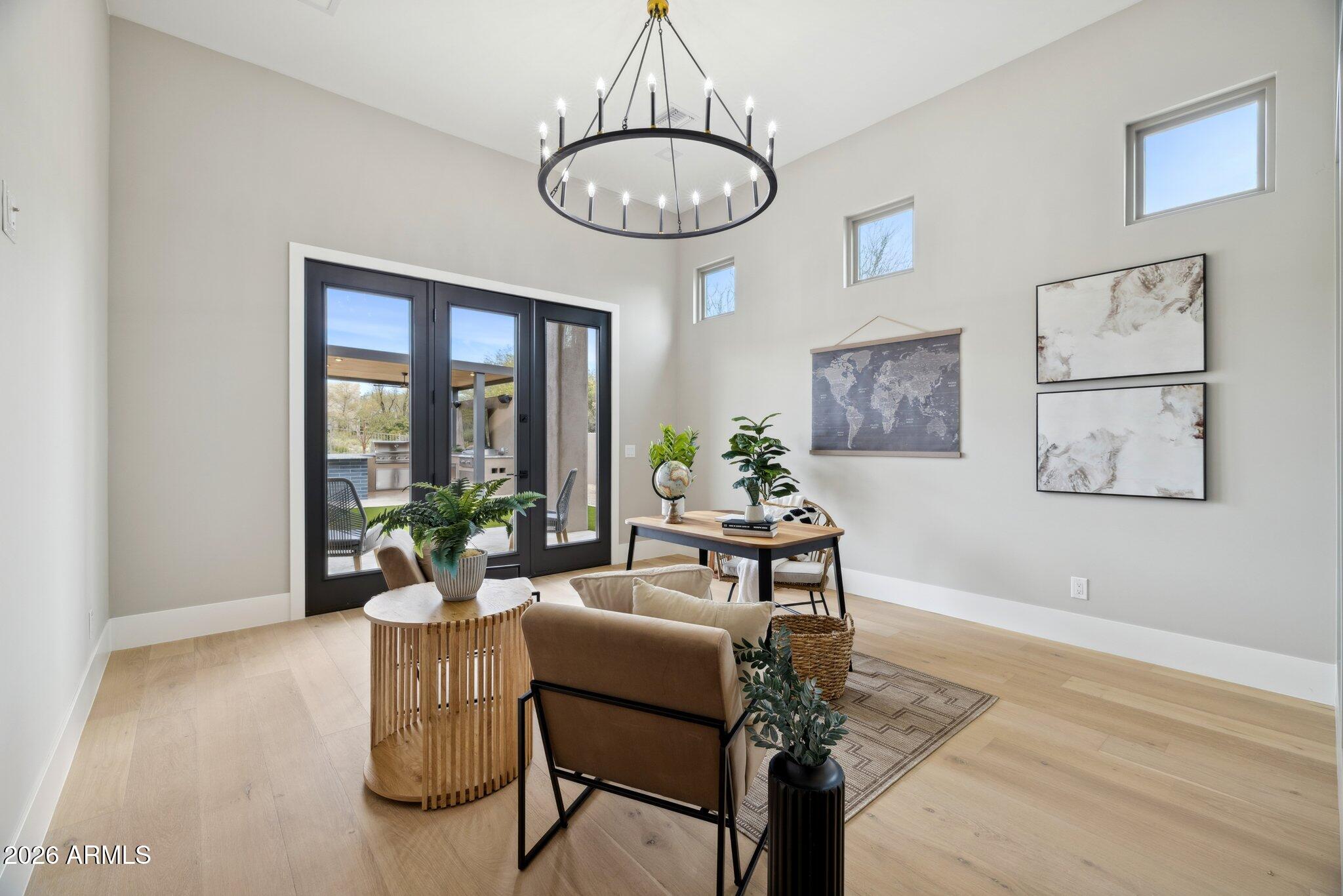 SAGUARO HIGHLANDS - Residential