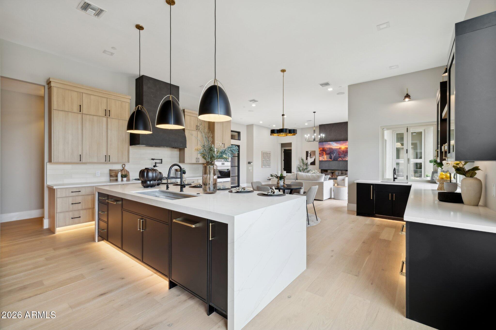 SAGUARO HIGHLANDS - Residential