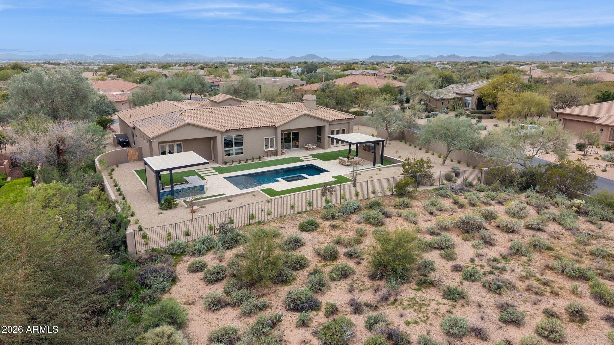SAGUARO HIGHLANDS - Residential