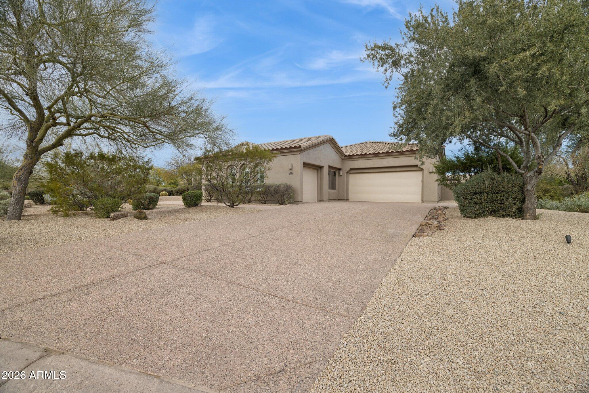 SAGUARO HIGHLANDS - Residential