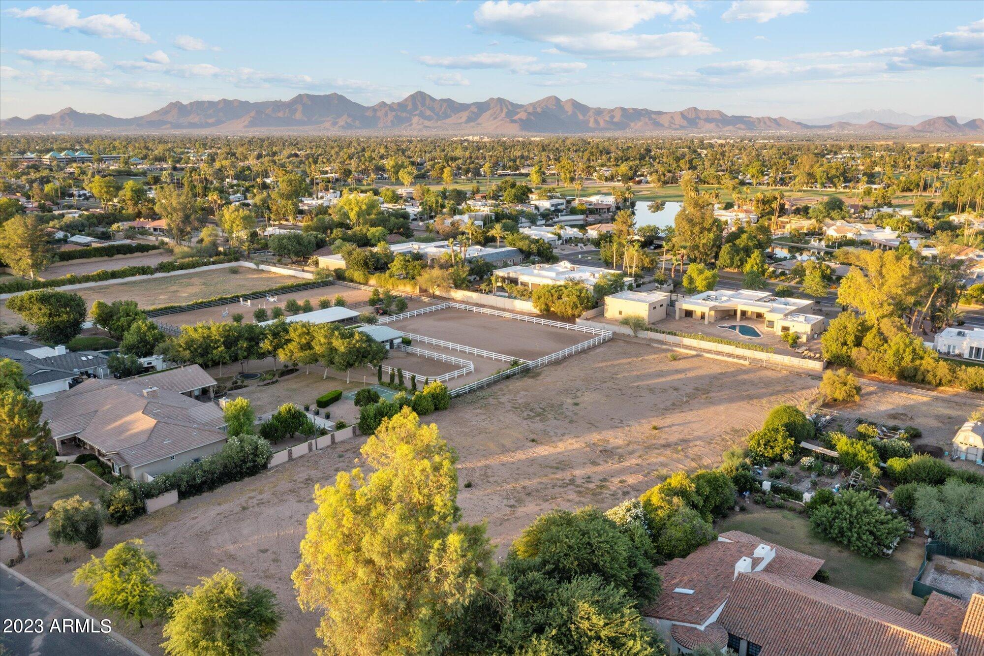 Paradise Valley Farms - Land
