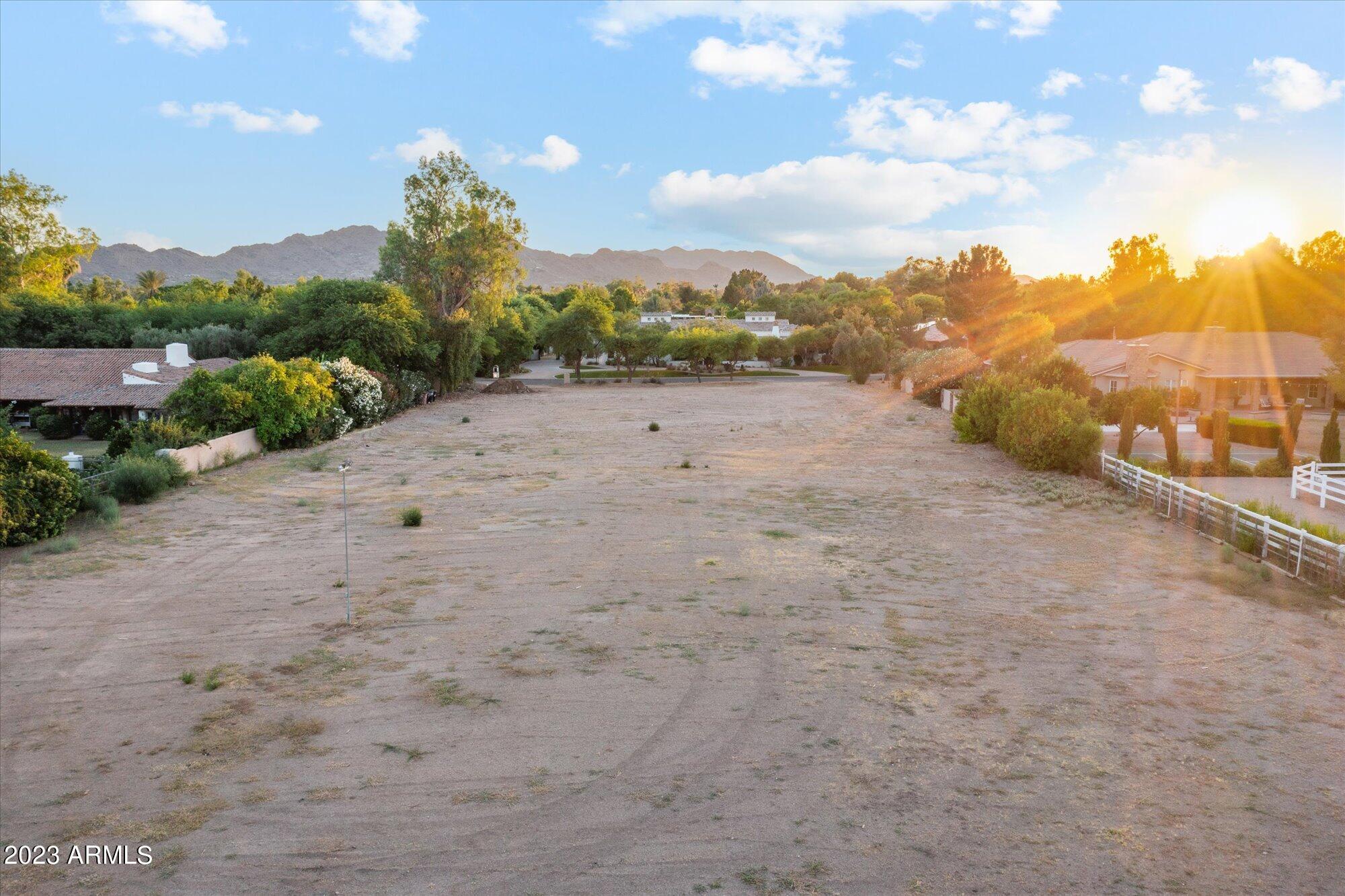 Paradise Valley Farms - Land