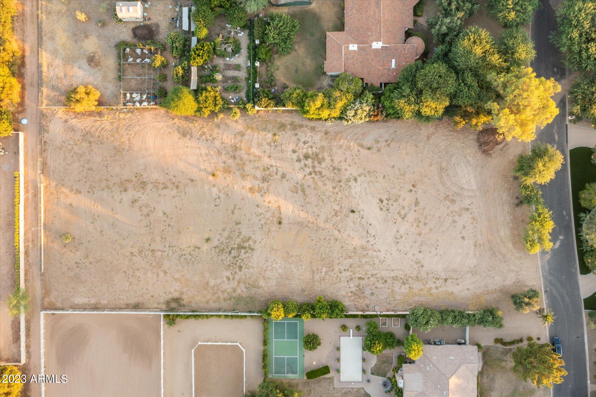 Paradise Valley Farms - Land
