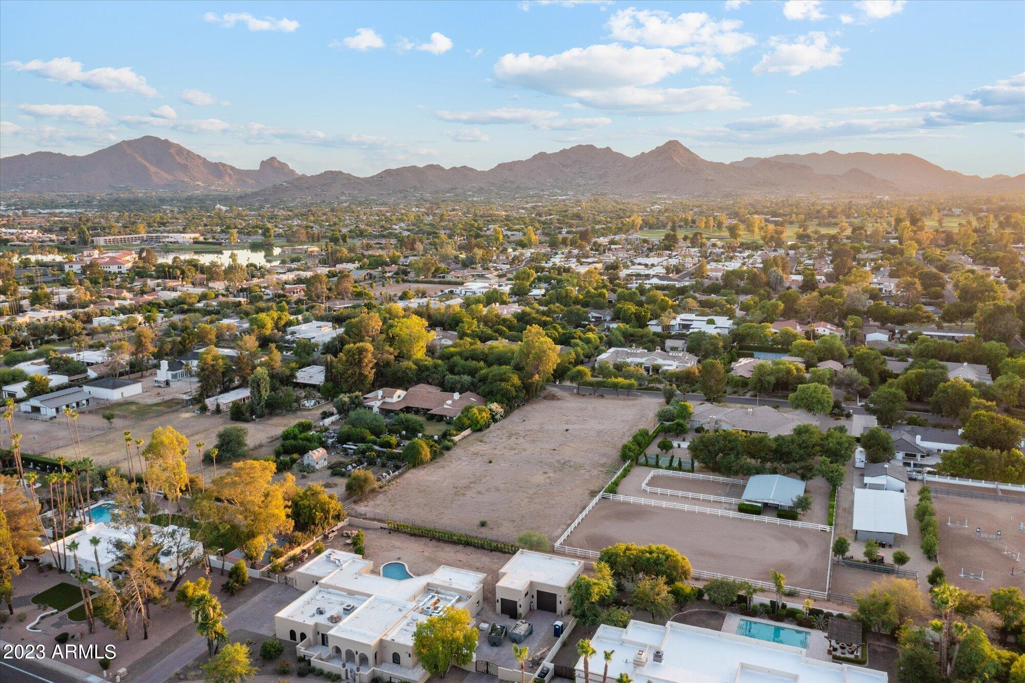 Paradise Valley Farms - Land