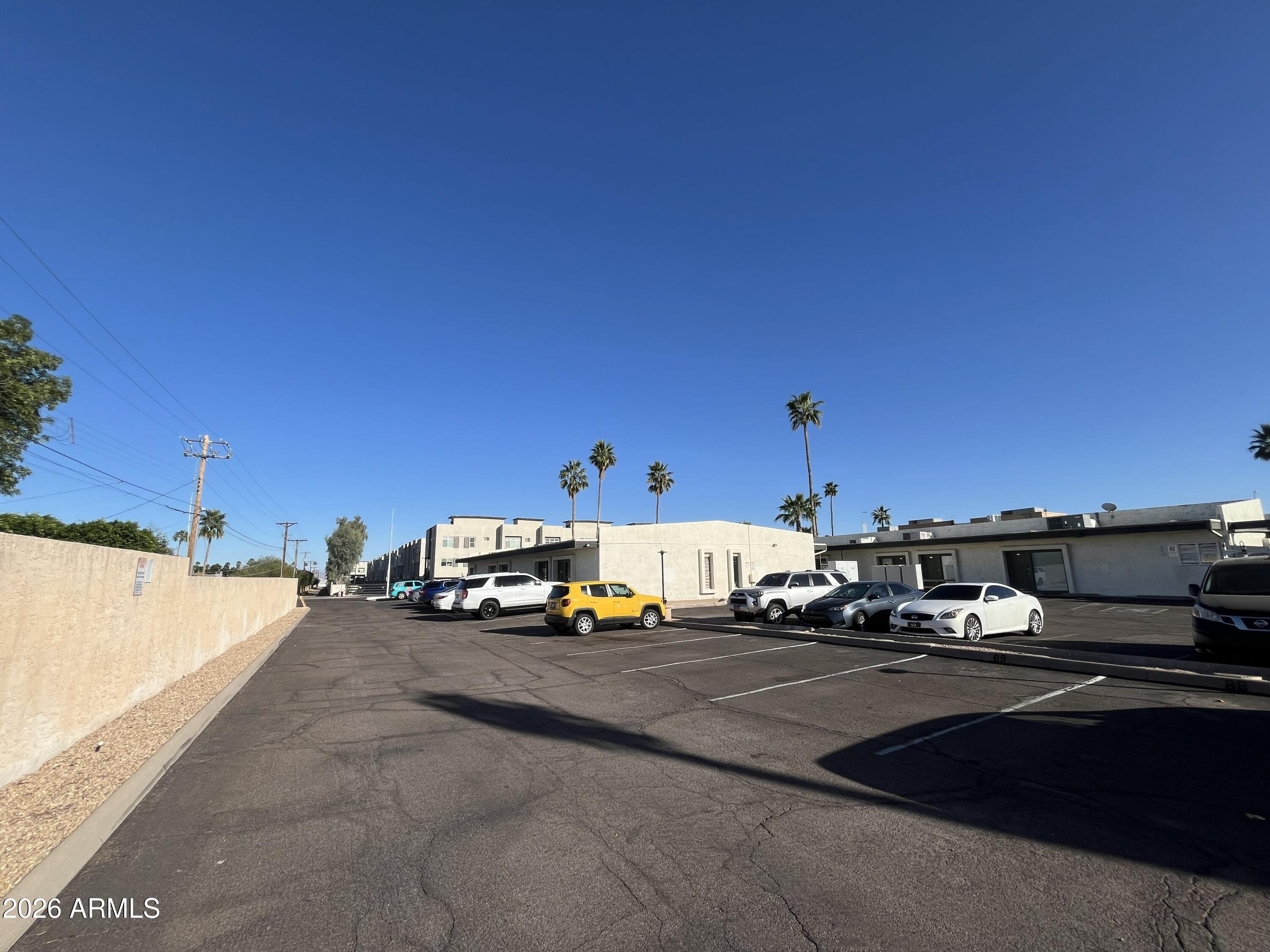 LA OUA PLAZA - Commercial Sale
