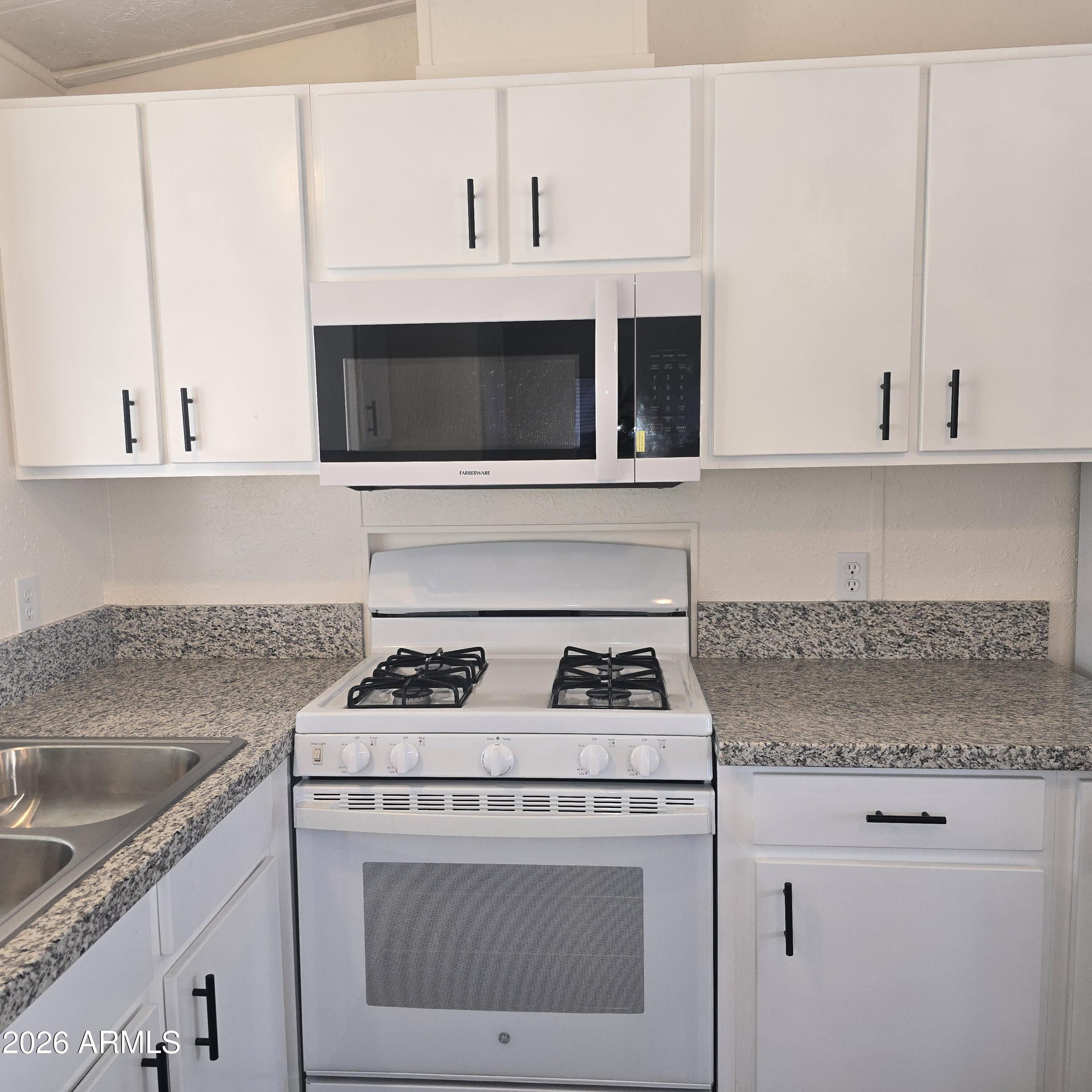 Jadestone On Olive - Residential