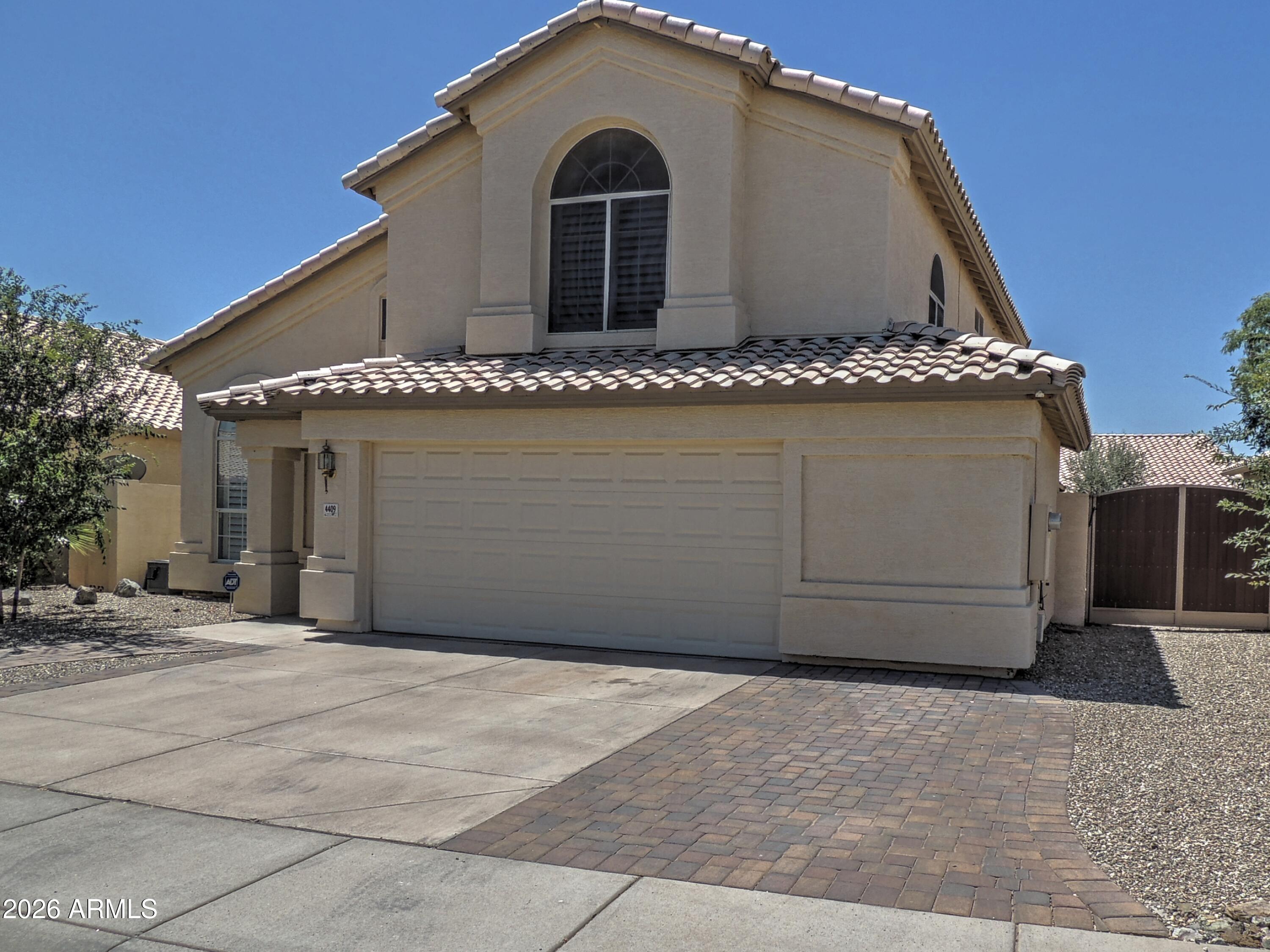 CRIMSON RIDGE - Residential