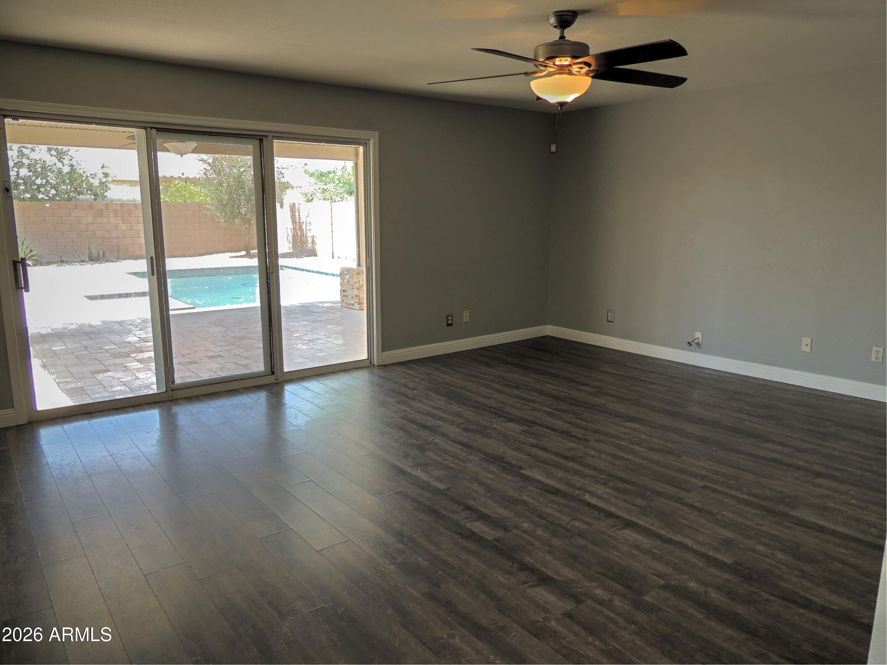 CRIMSON RIDGE - Residential