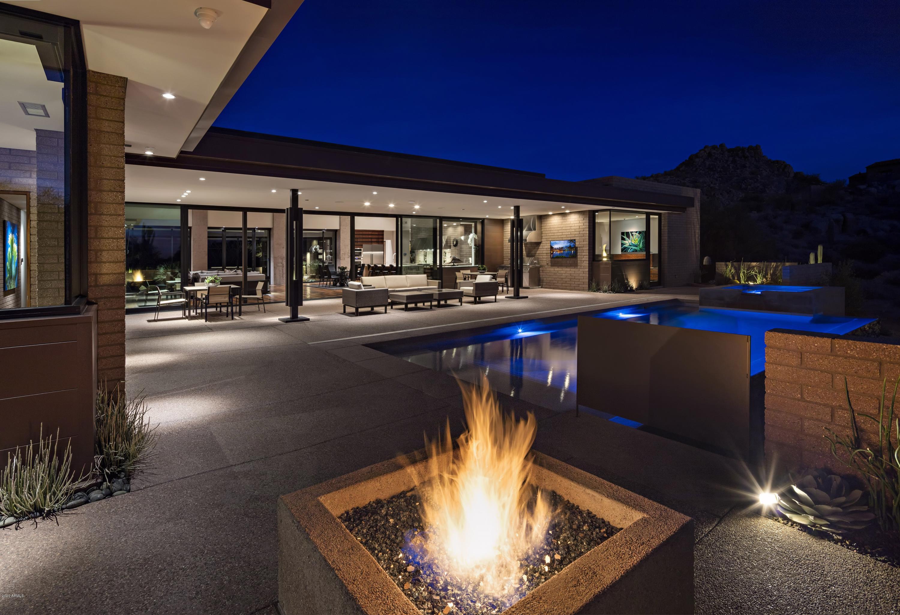 ESTANCIA - Residential