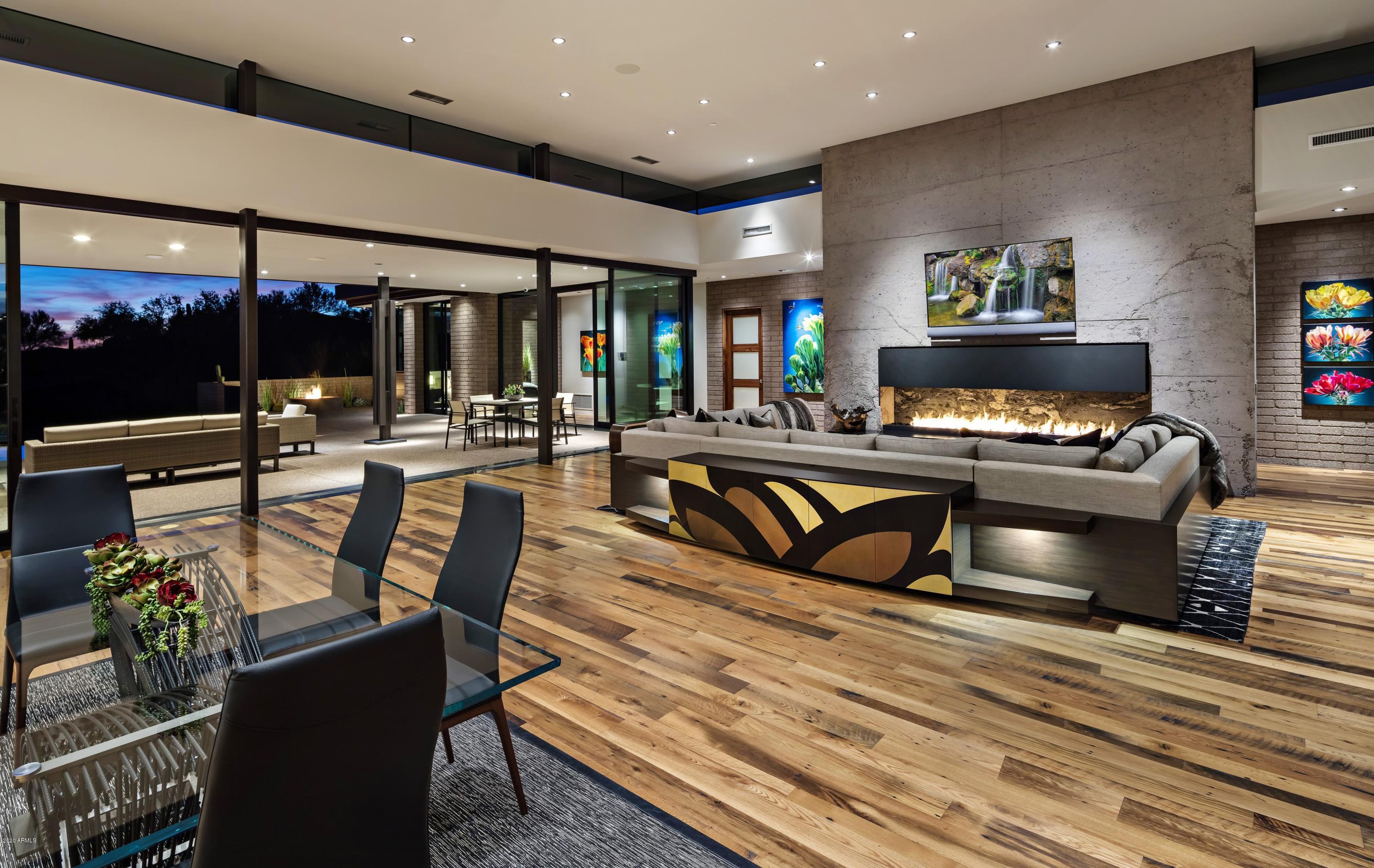ESTANCIA - Residential