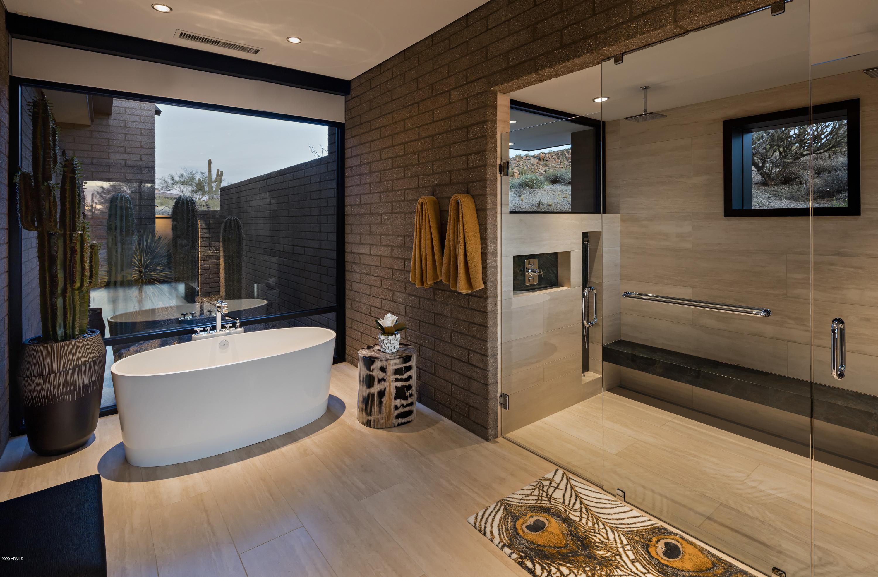 ESTANCIA - Residential