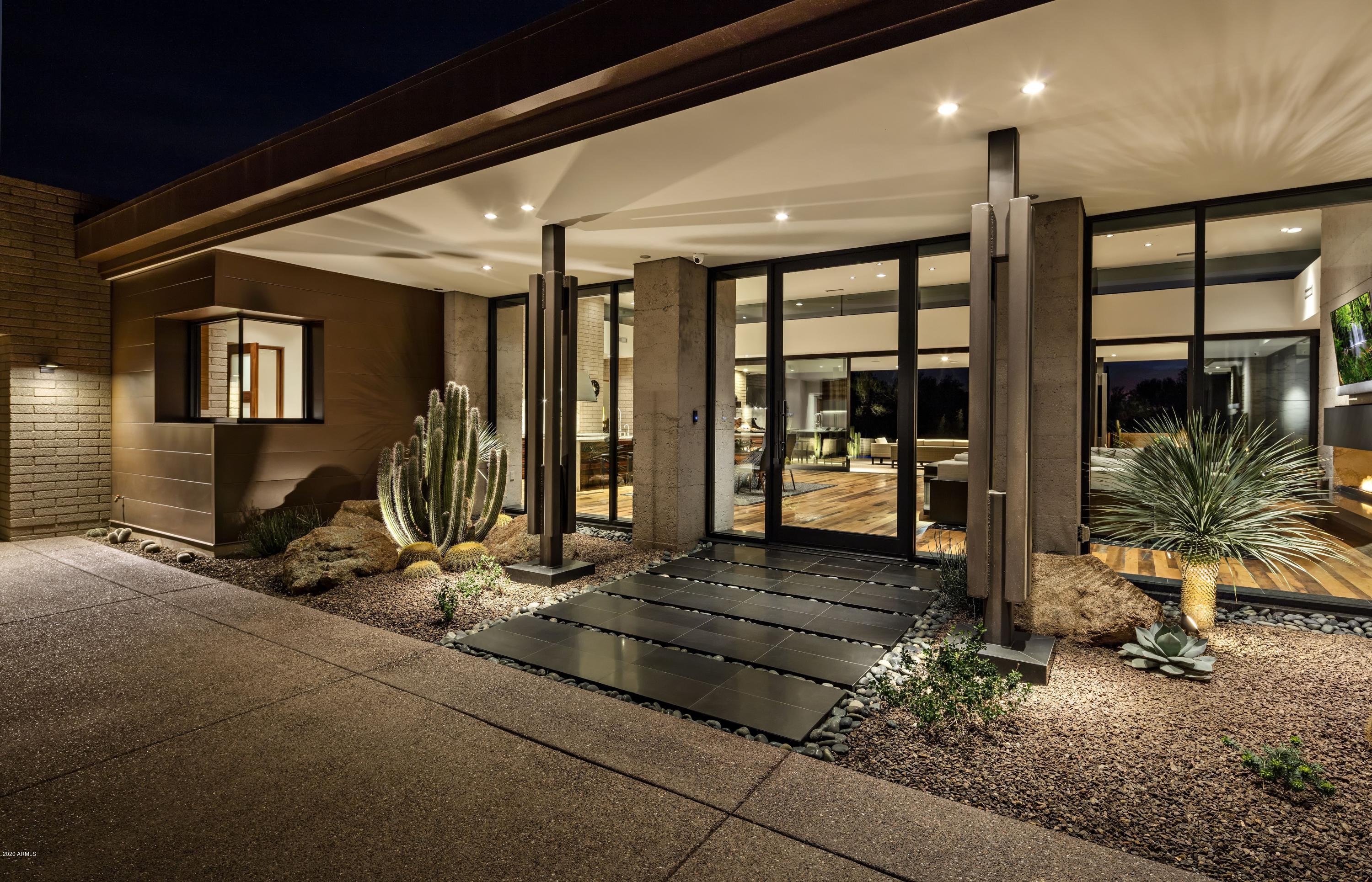 ESTANCIA - Residential