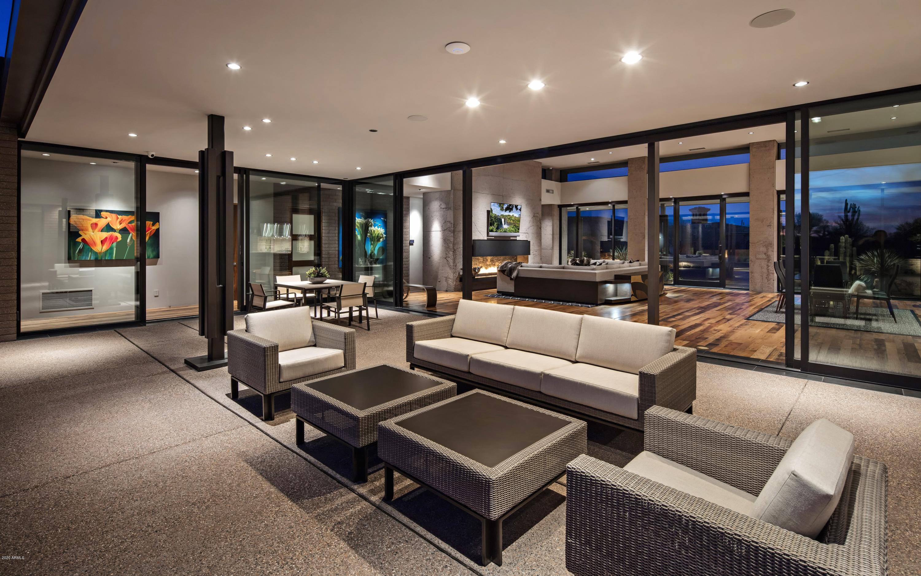 ESTANCIA - Residential
