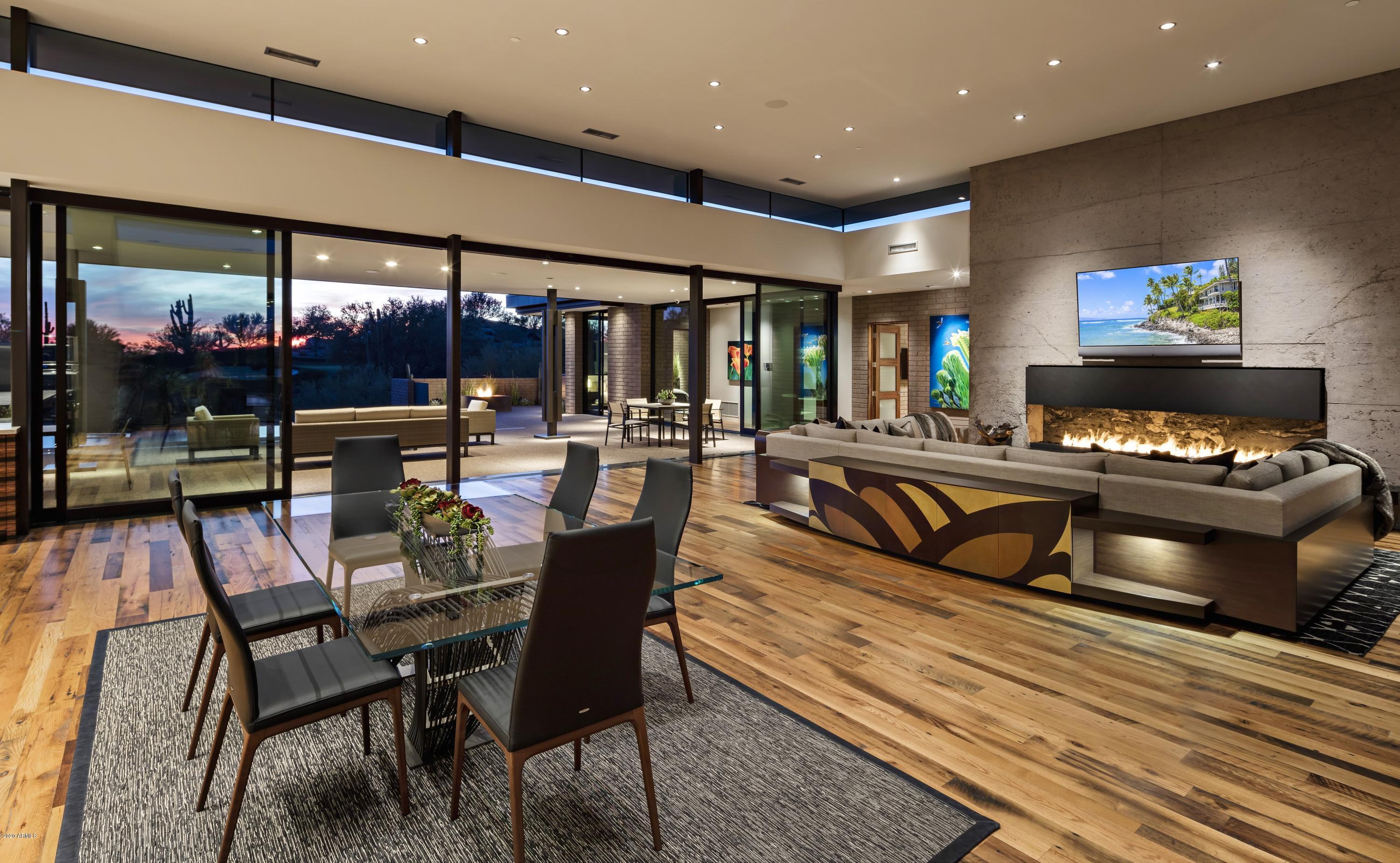 ESTANCIA - Residential