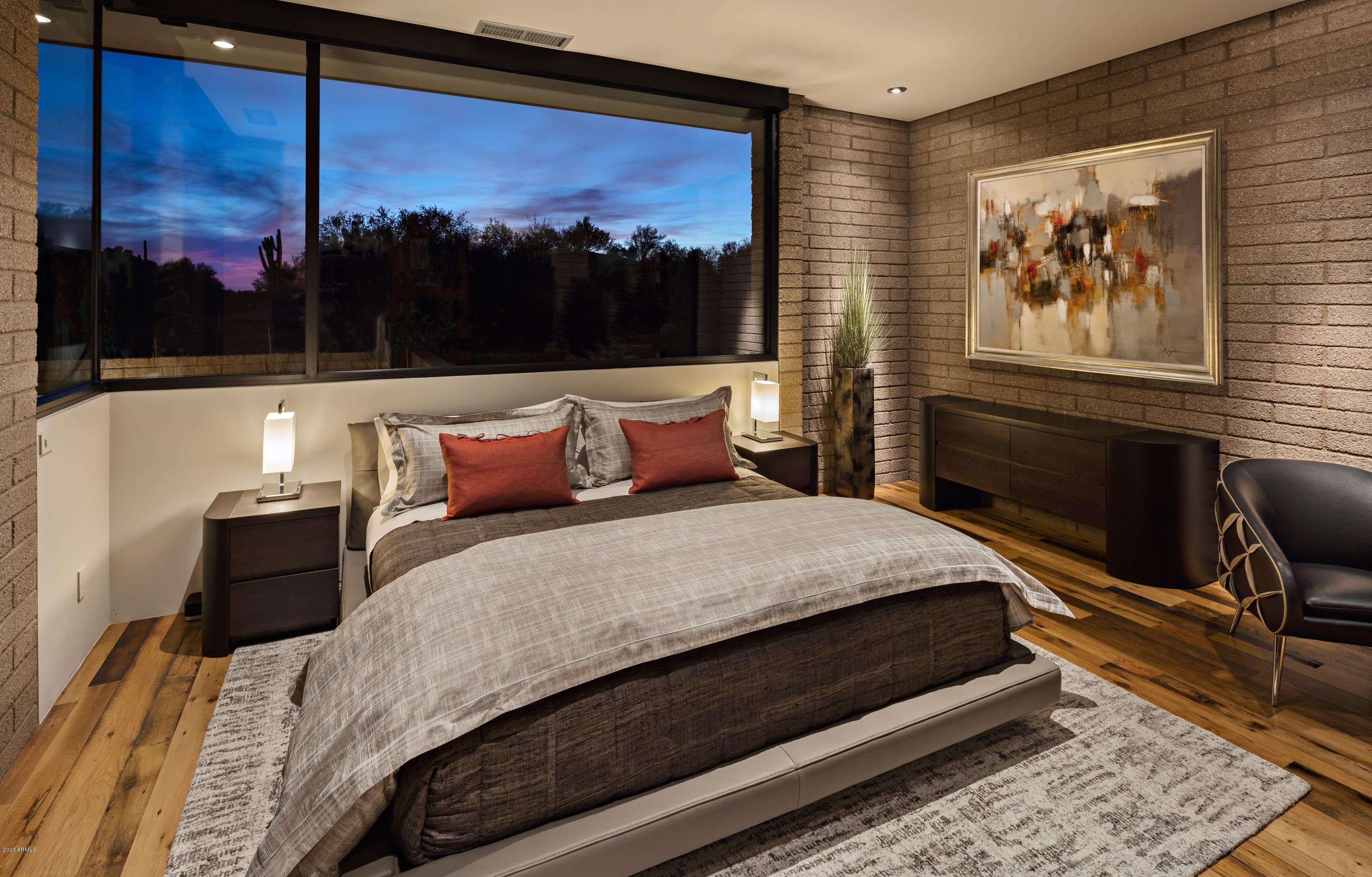 ESTANCIA - Residential