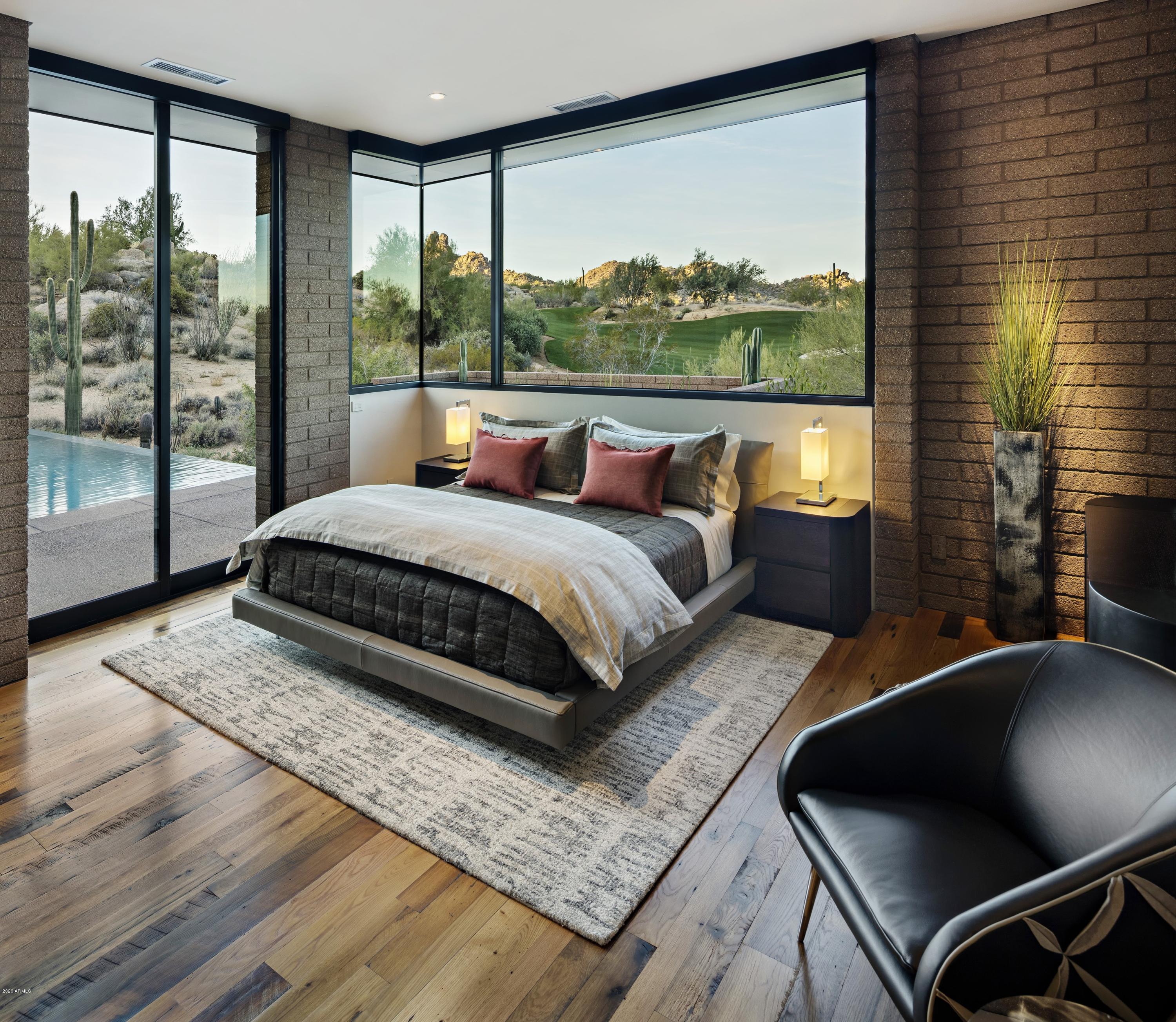 ESTANCIA - Residential