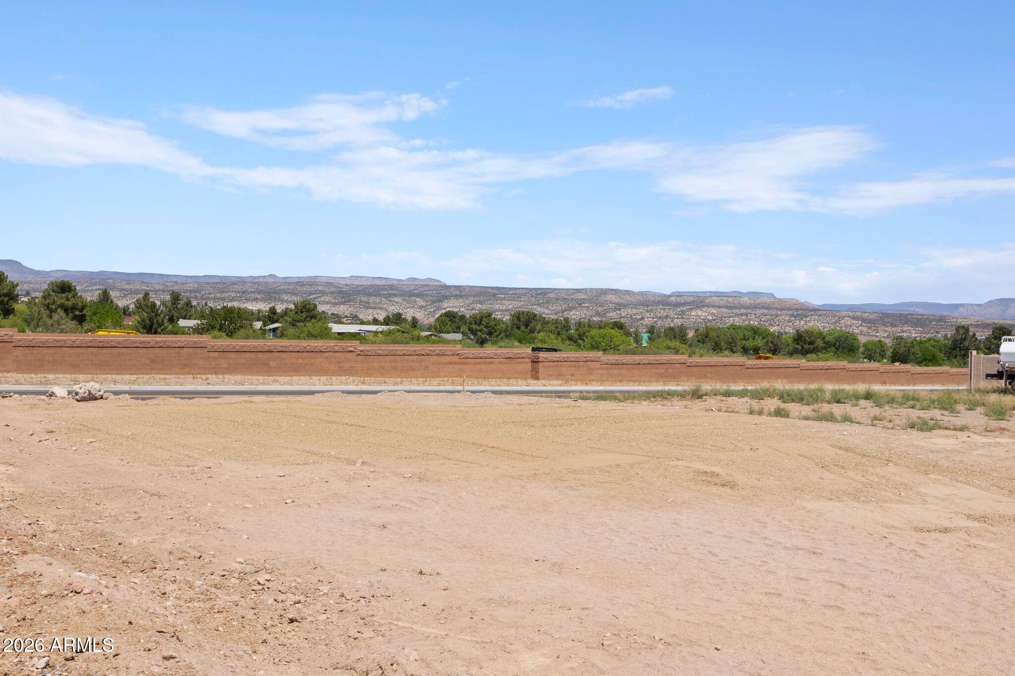 VINEYARDS AT COTTONWOOD PHS 2 LOT 60 - Residential