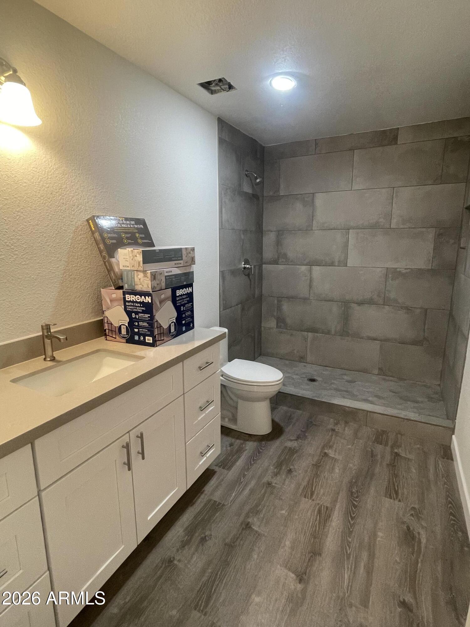 Pepper Ridge Unit 7 - Residential Lease