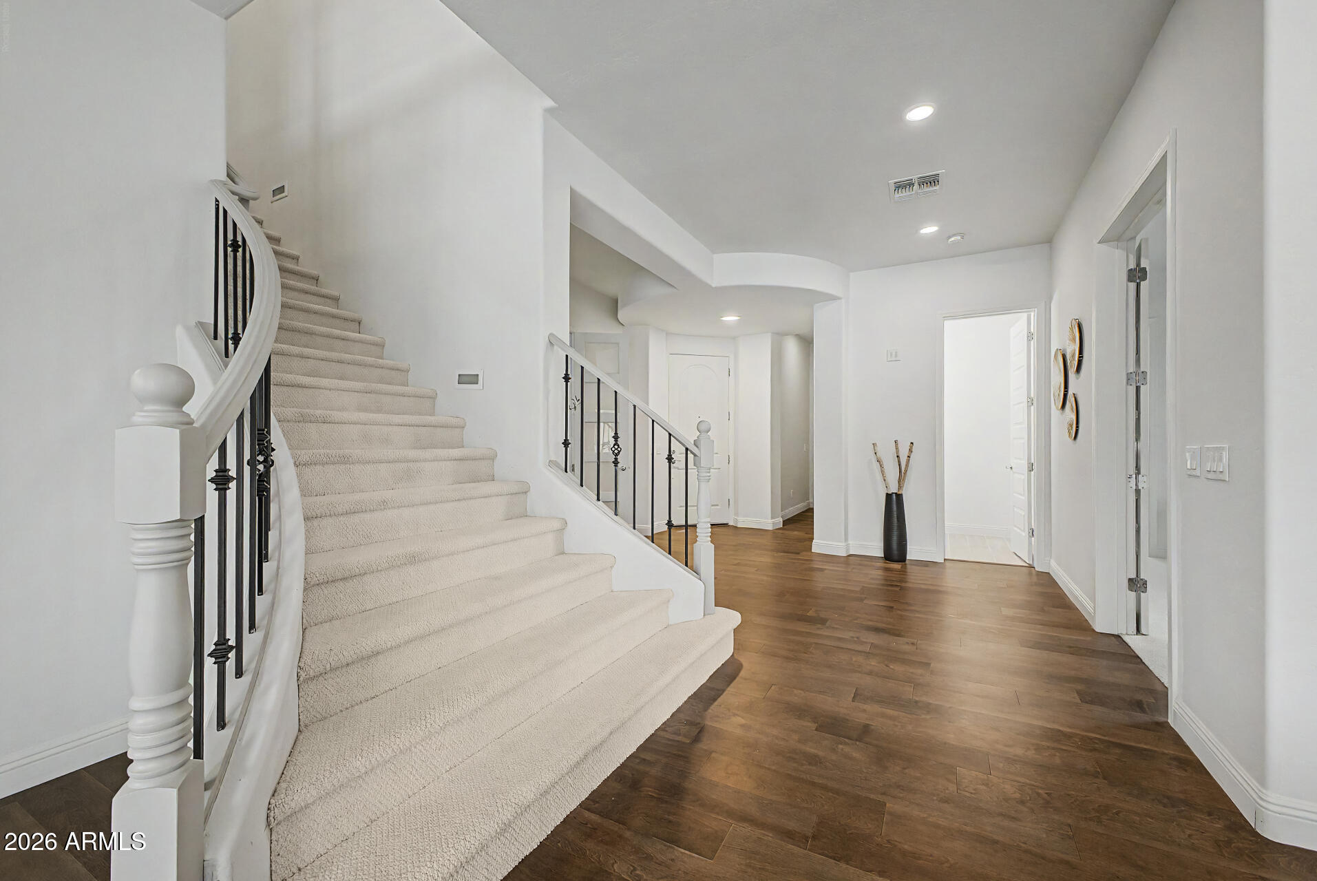 GARDEN GROVE - Residential