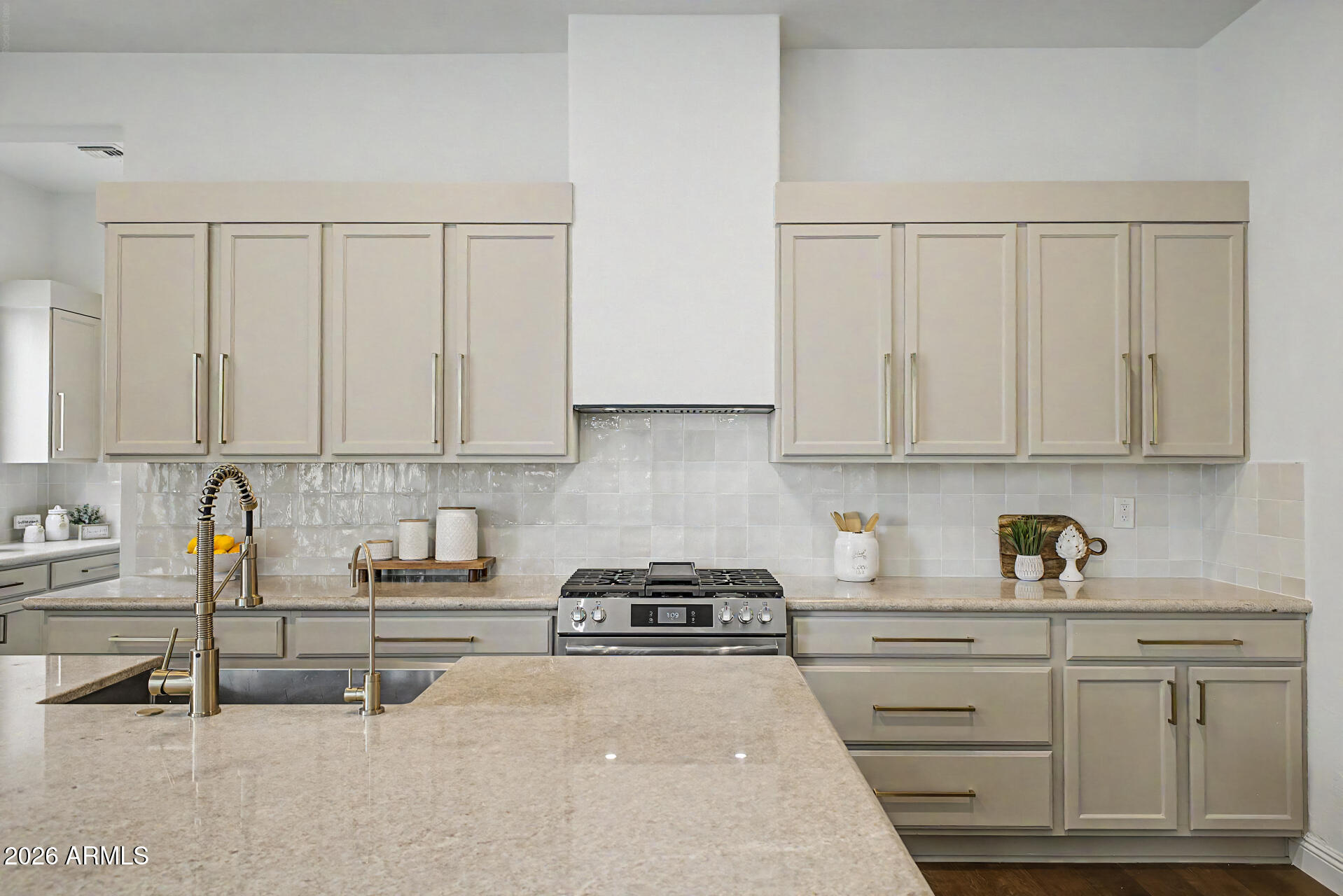 GARDEN GROVE - Residential