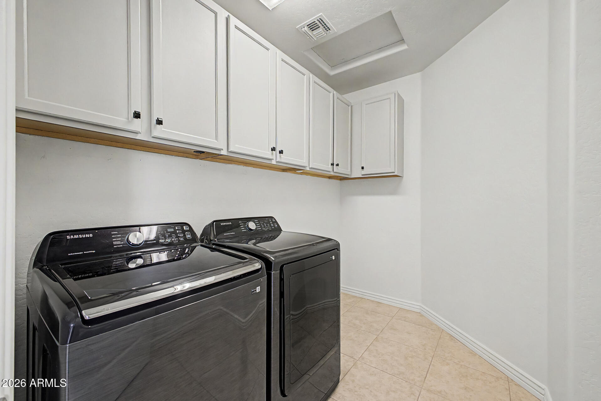 GARDEN GROVE - Residential