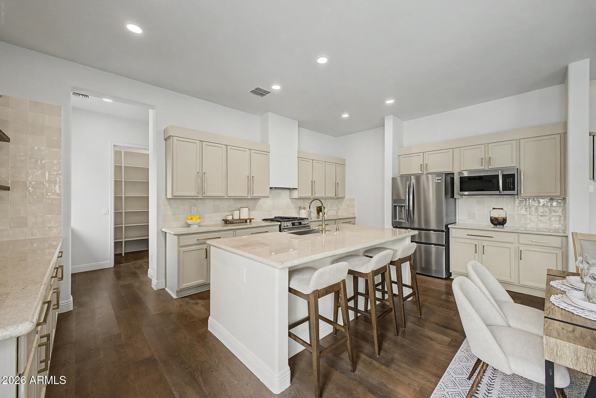 GARDEN GROVE - Residential