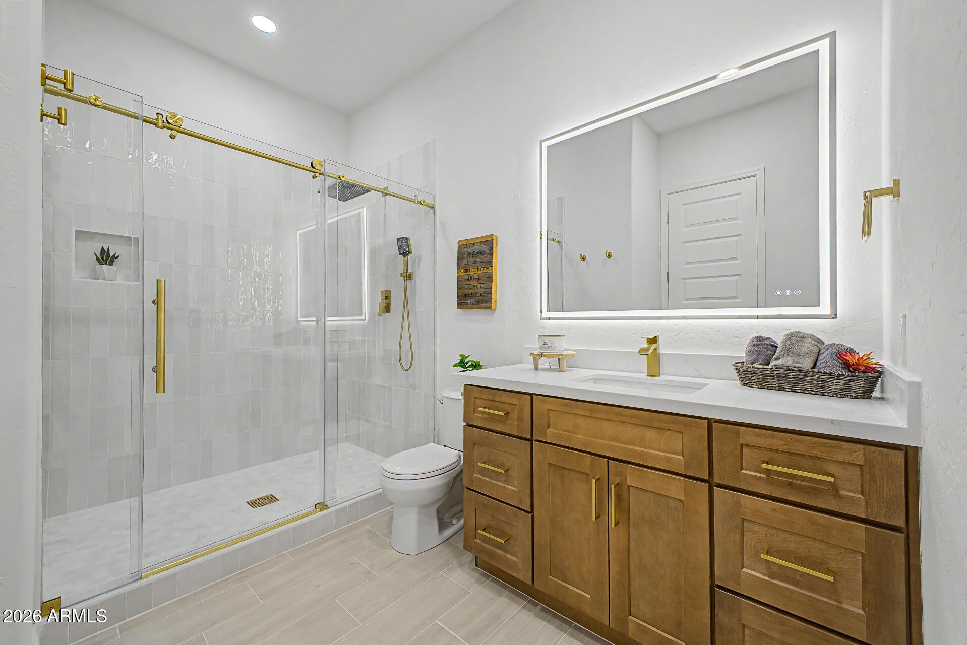 GARDEN GROVE - Residential