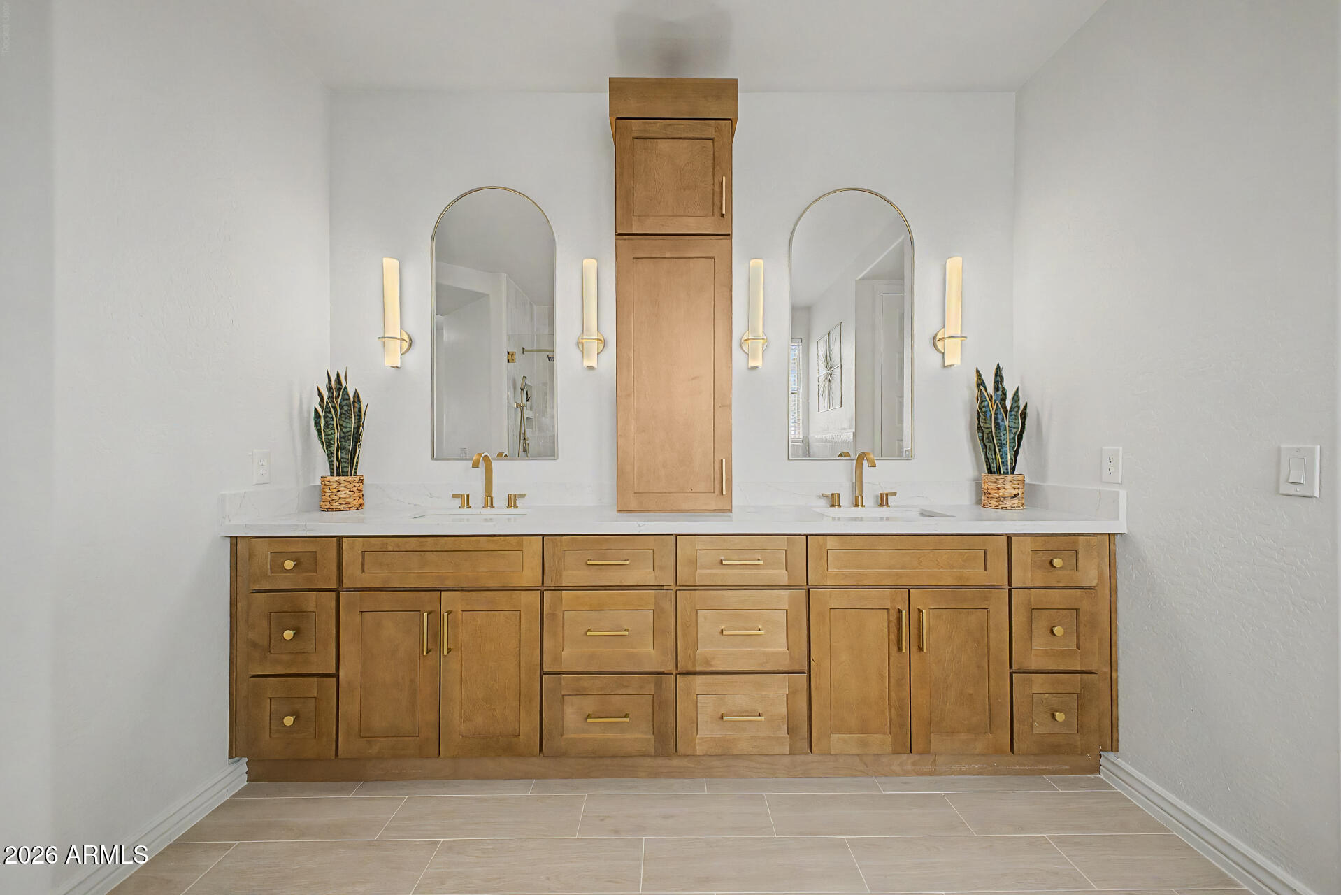 GARDEN GROVE - Residential
