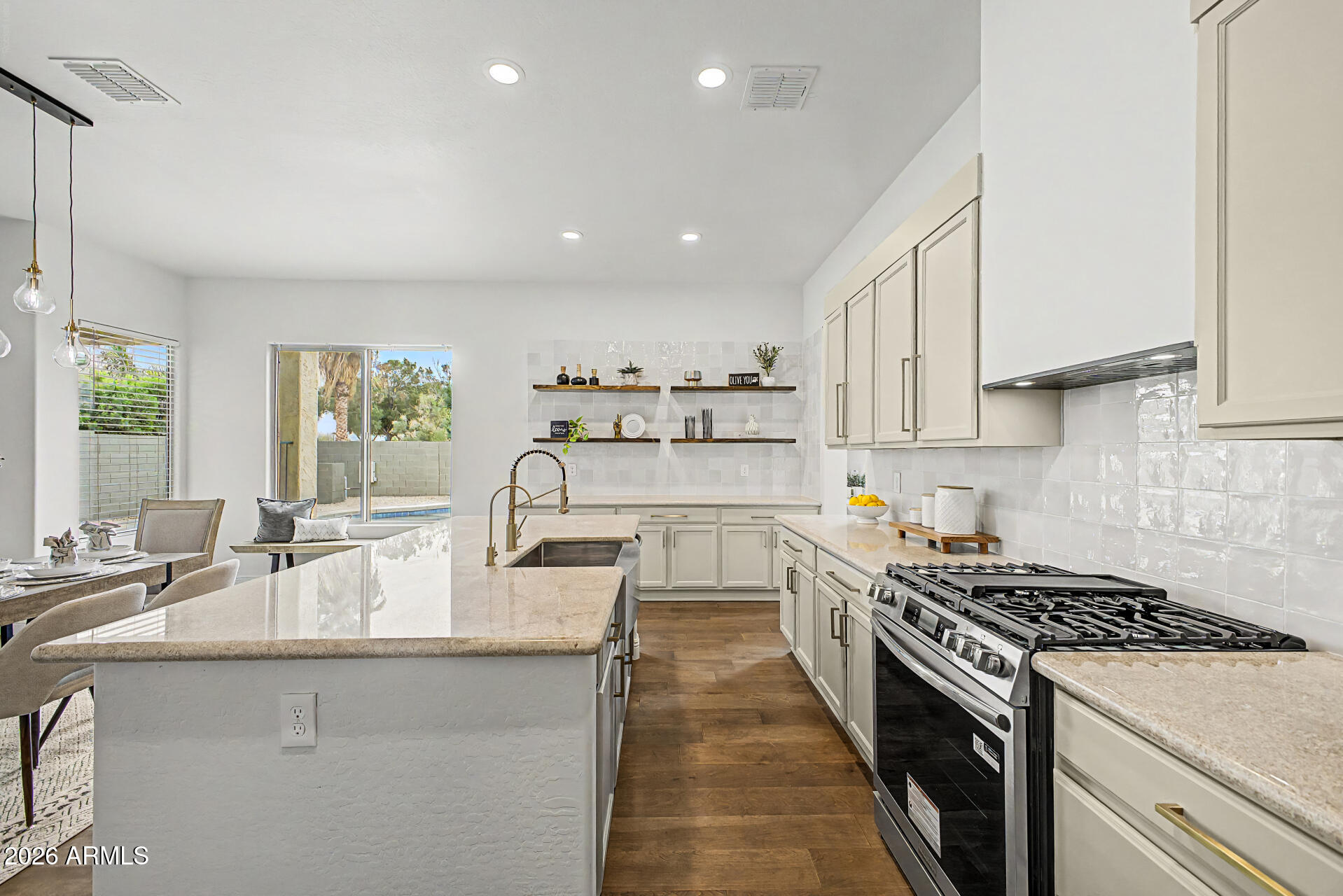 GARDEN GROVE - Residential