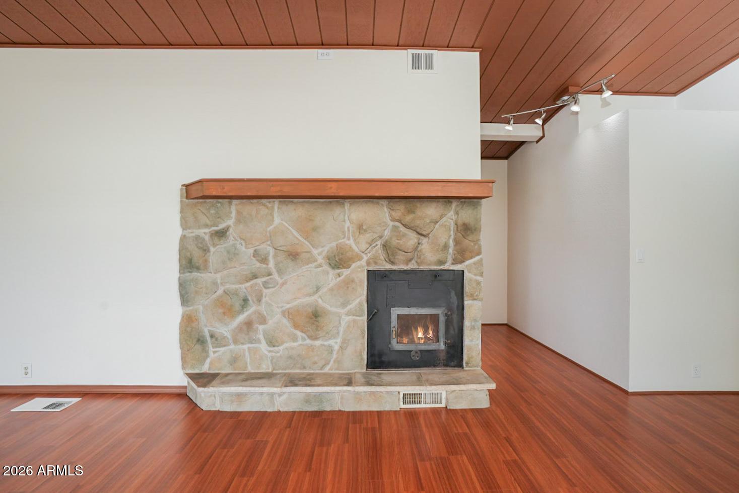 Creek Vista - Residential