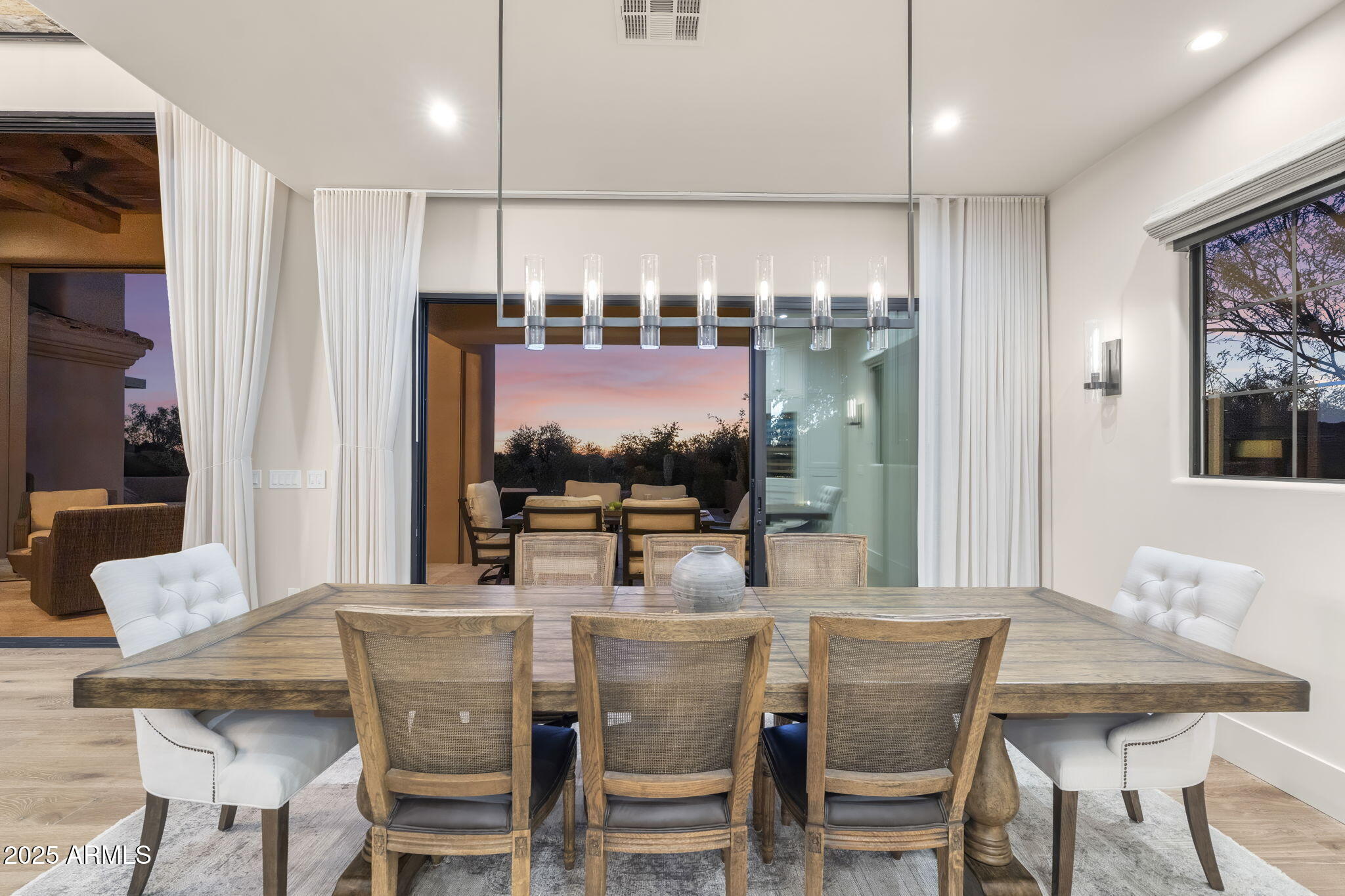 BOULDERS - Residential