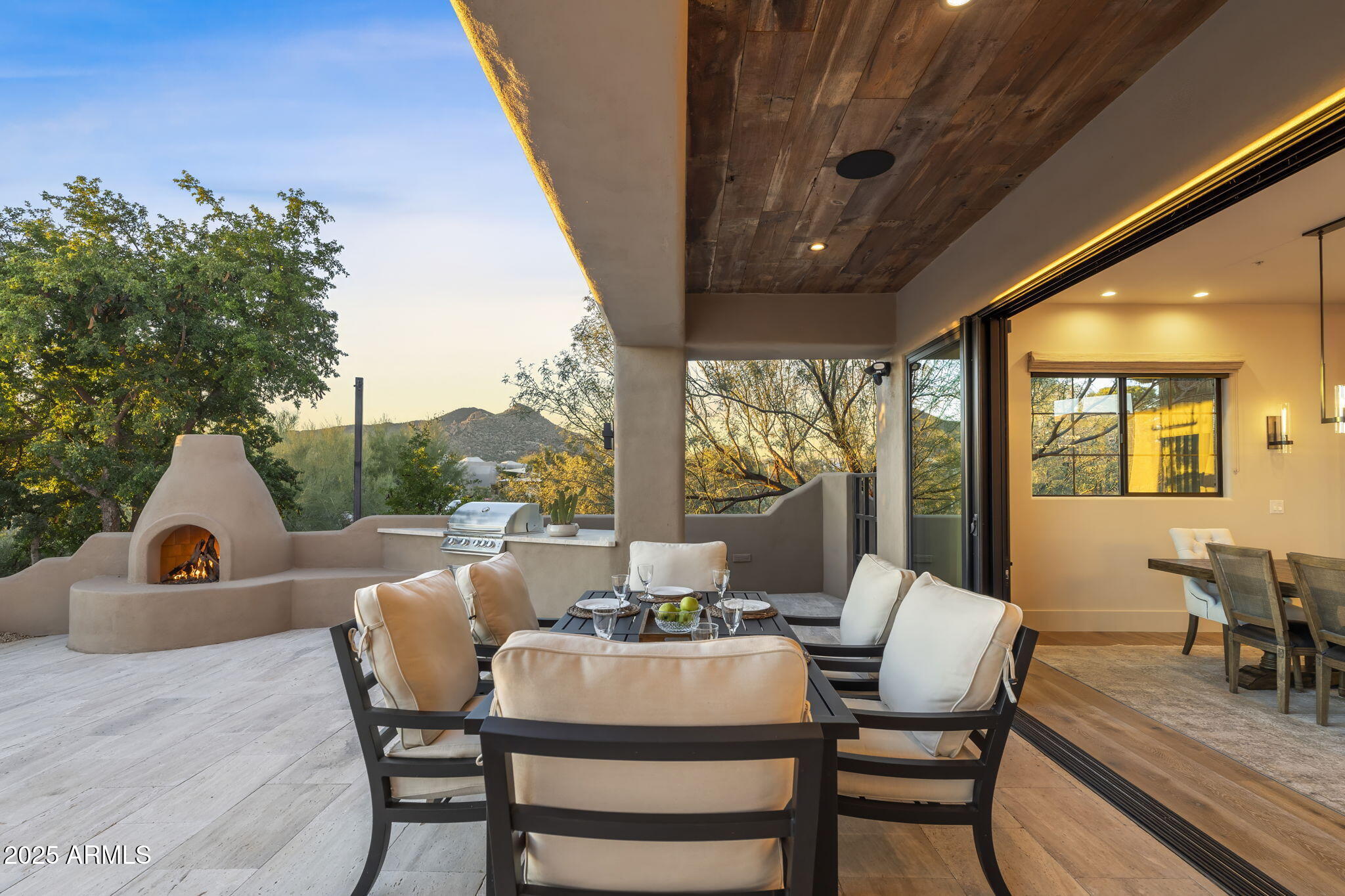 BOULDERS - Residential