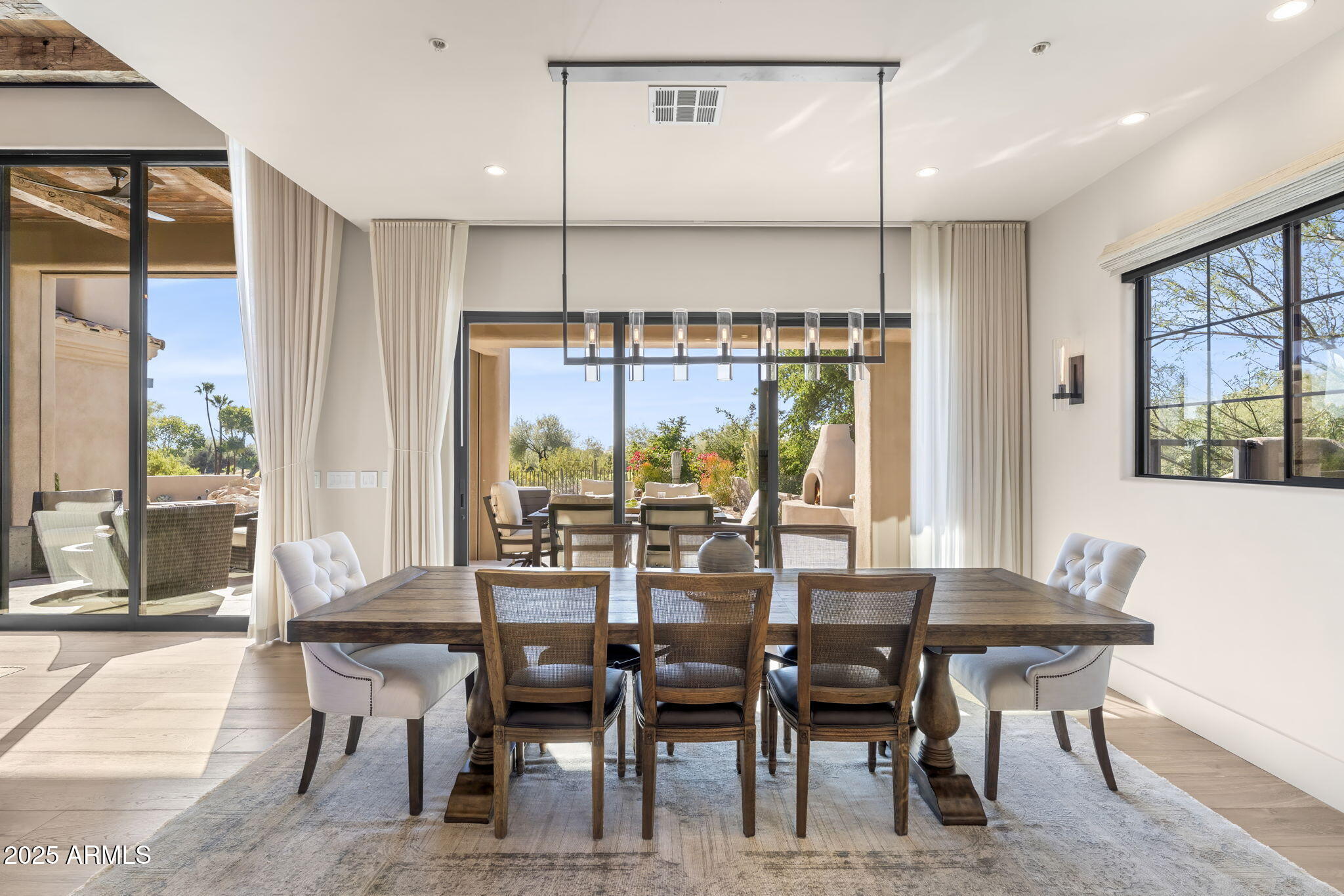 BOULDERS - Residential
