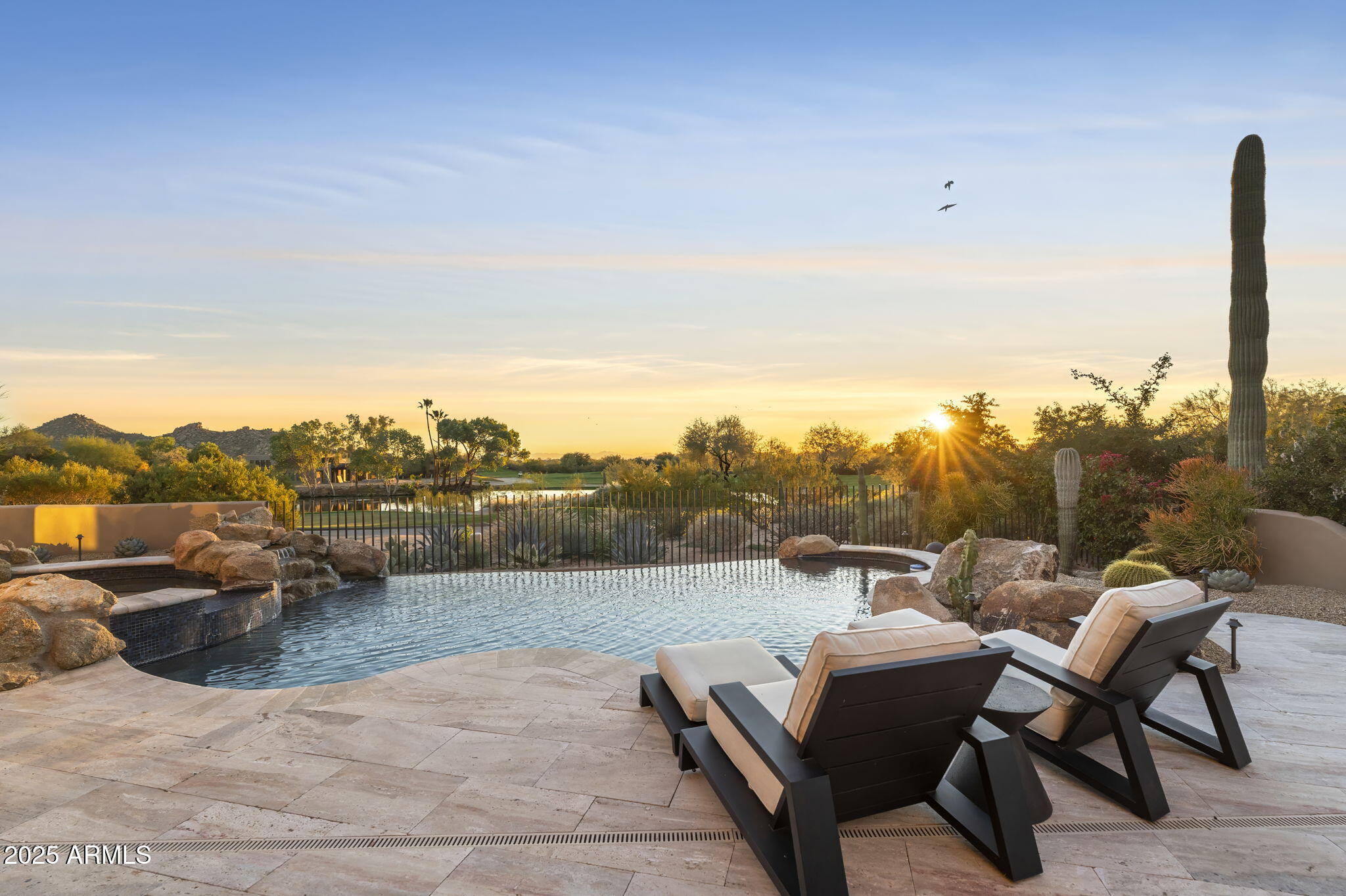 BOULDERS - Residential