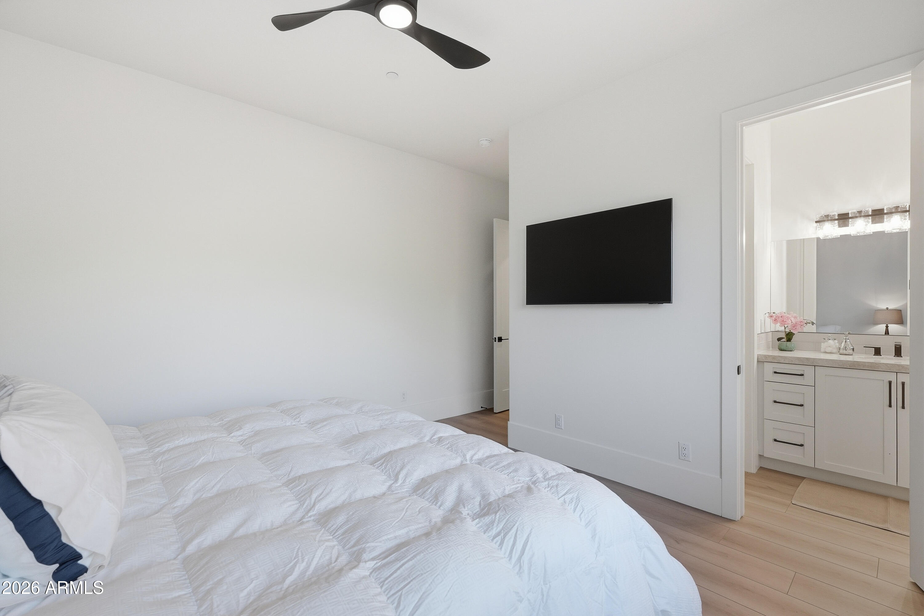 ENCLAVE AT CAREFREE LOT SPLIT - Residential