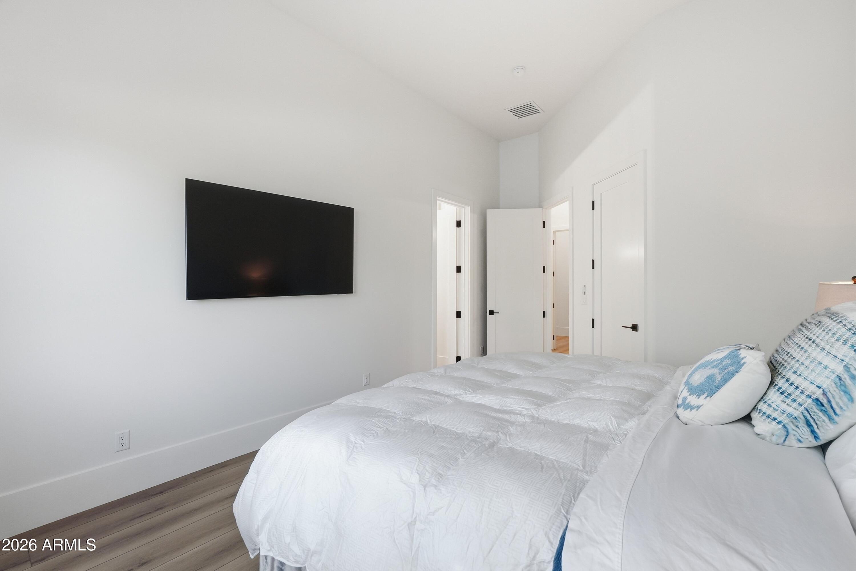 ENCLAVE AT CAREFREE LOT SPLIT - Residential