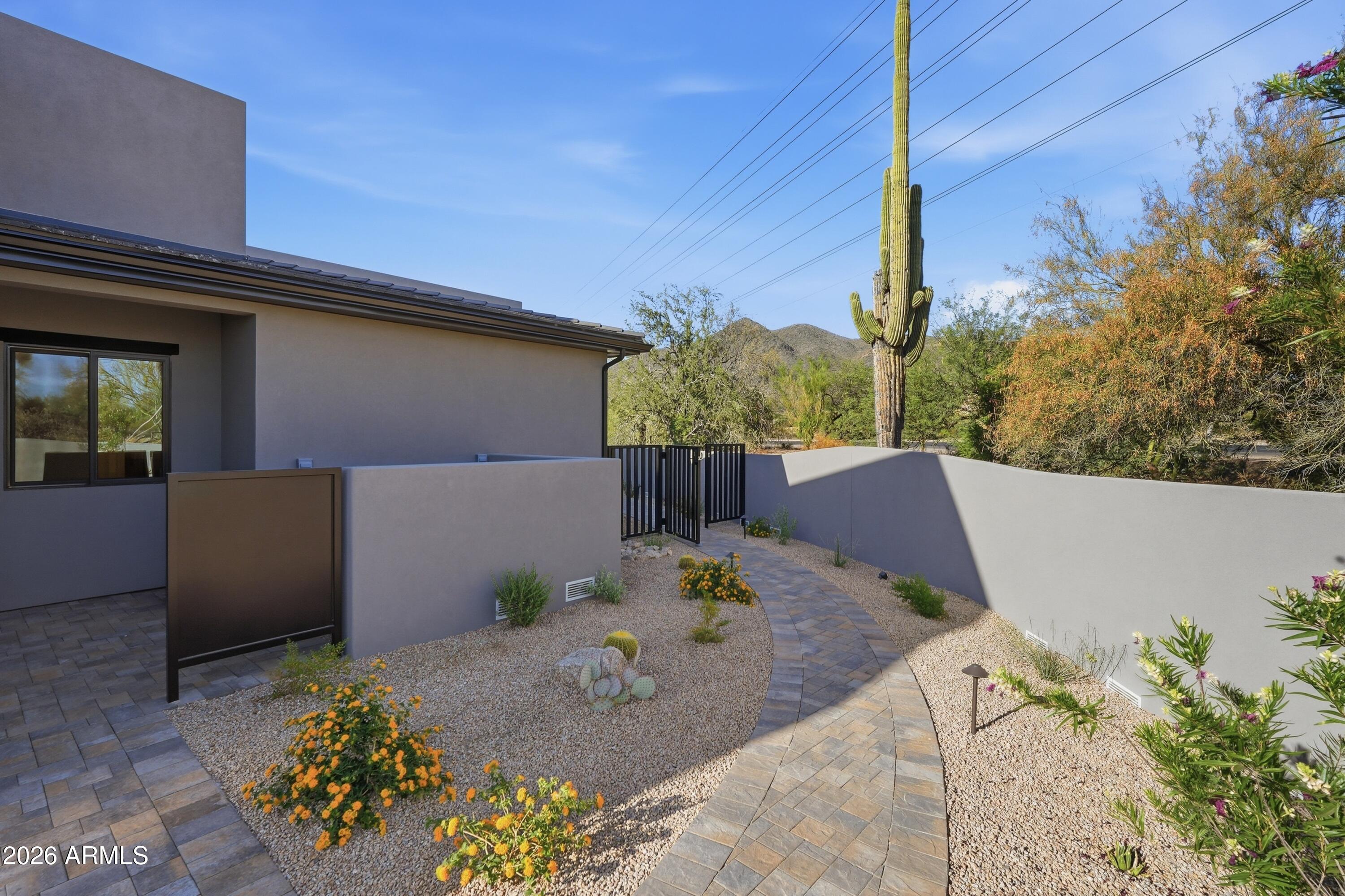 ENCLAVE AT CAREFREE LOT SPLIT - Residential