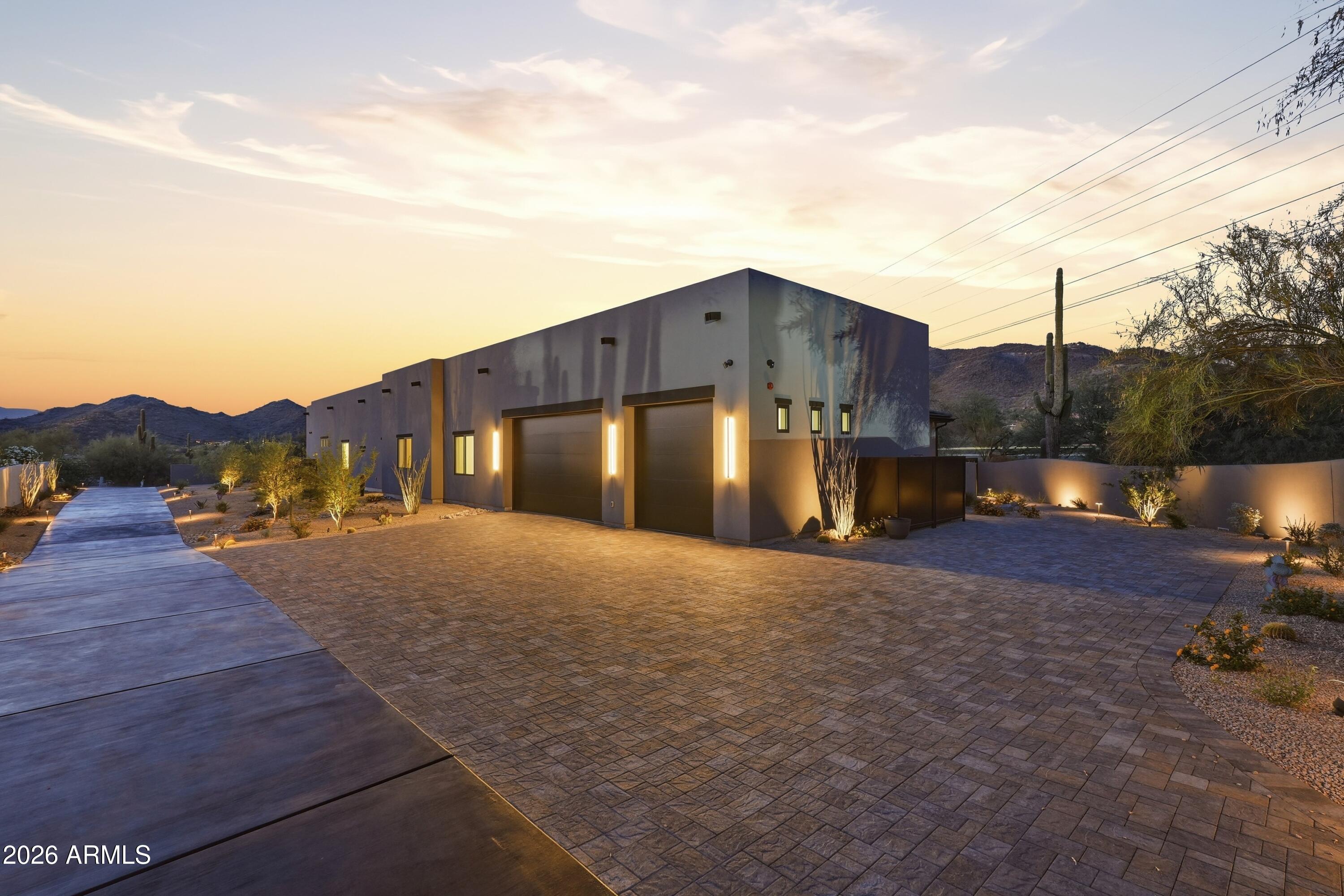 ENCLAVE AT CAREFREE LOT SPLIT - Residential